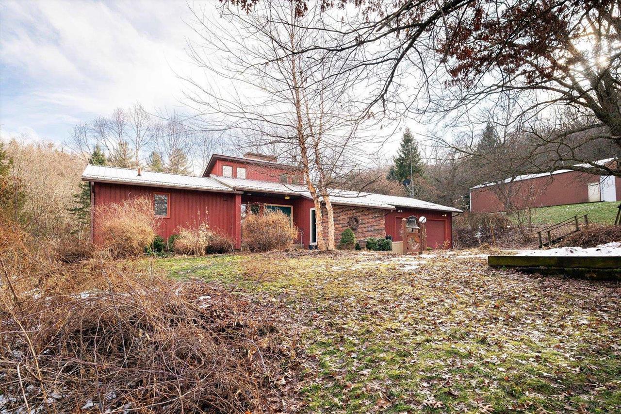 Blue River, Wisconsin, 53518, United States, 3 Bedrooms Bedrooms, ,3 BathroomsBathrooms,Residential,For Sale,2009301