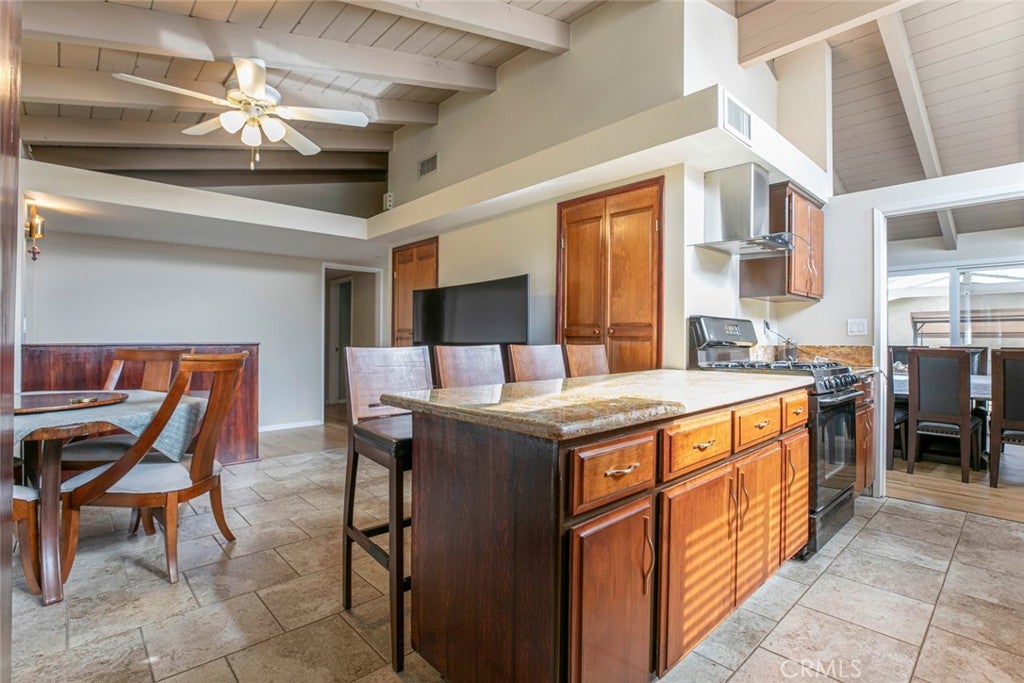 Granada Hills, California, 91344, United States, 3 Bedrooms Bedrooms, ,2 BathroomsBathrooms,Residential,For Sale,1940925