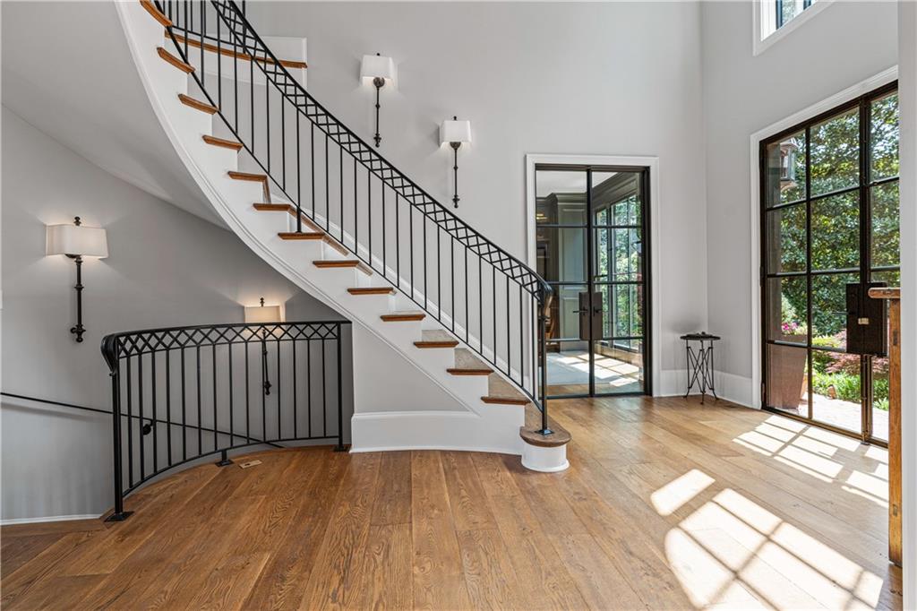 Suwanee, Georgia, 30024, United States, 5 Bedrooms Bedrooms, ,6 BathroomsBathrooms,Residential,For Sale,1822969