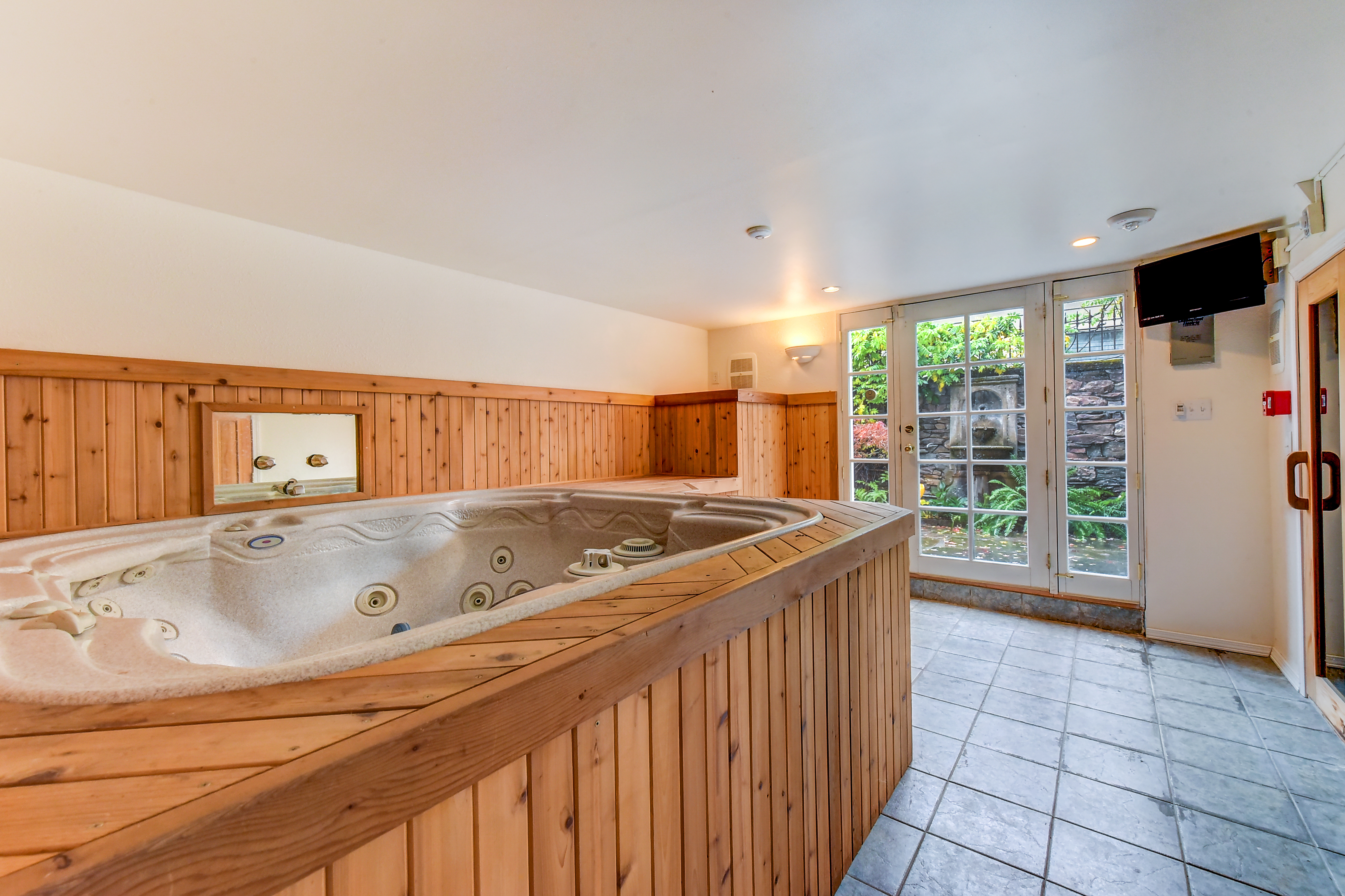 Sumner, Washington, 98390, United States, 4 Bedrooms Bedrooms, ,3 BathroomsBathrooms,Residential,For Sale,1992043