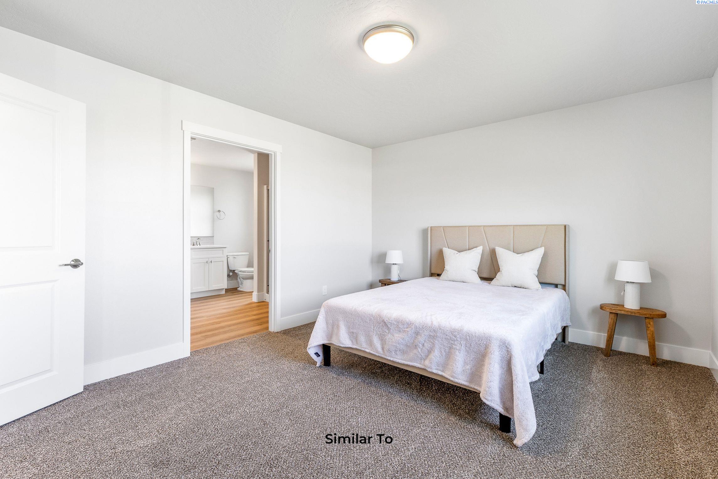 Kennewick, Washington, 99338, United States, 4 Bedrooms Bedrooms, ,1 BathroomBathrooms,Residential,For Sale,1957930