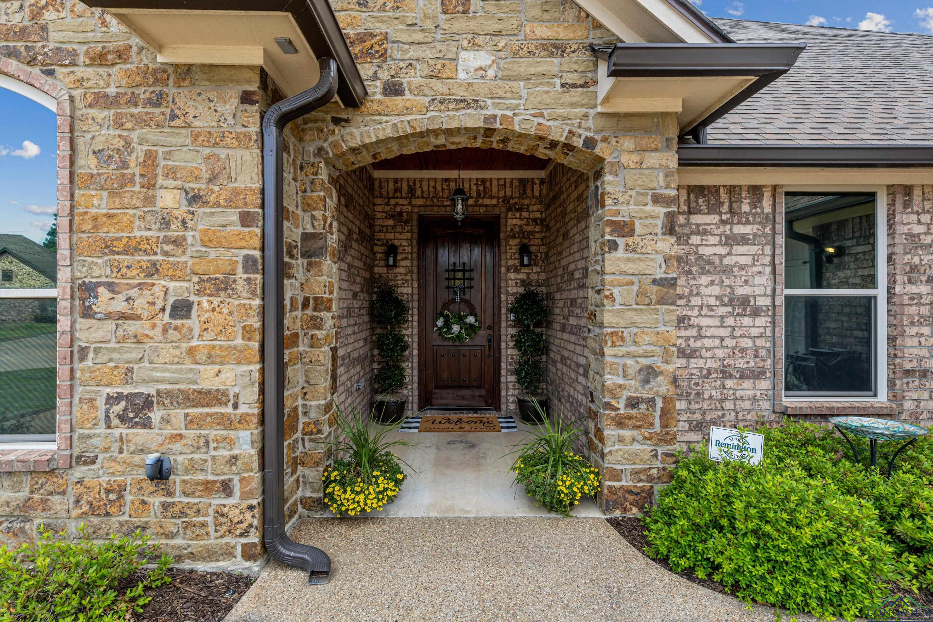 Longview, Texas, 75605, United States, 5 Bedrooms Bedrooms, ,3 BathroomsBathrooms,Residential,For Sale,1827224