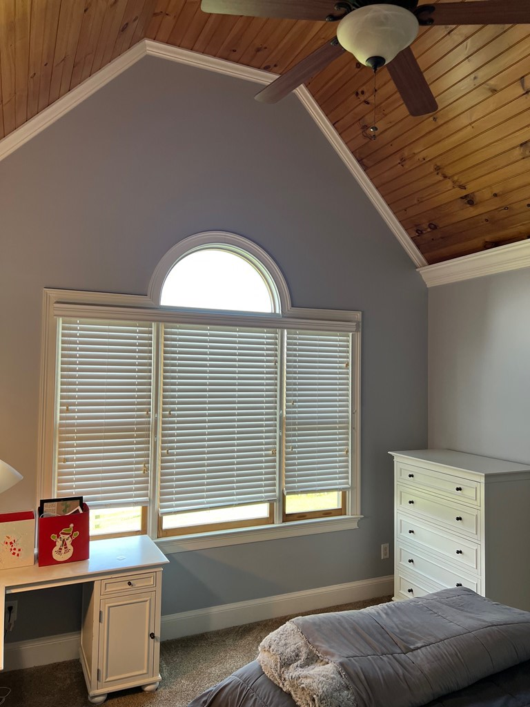Ellijay, Georgia, 30536, United States, 4 Bedrooms Bedrooms, ,4 BathroomsBathrooms,Residential,For Sale,1876952