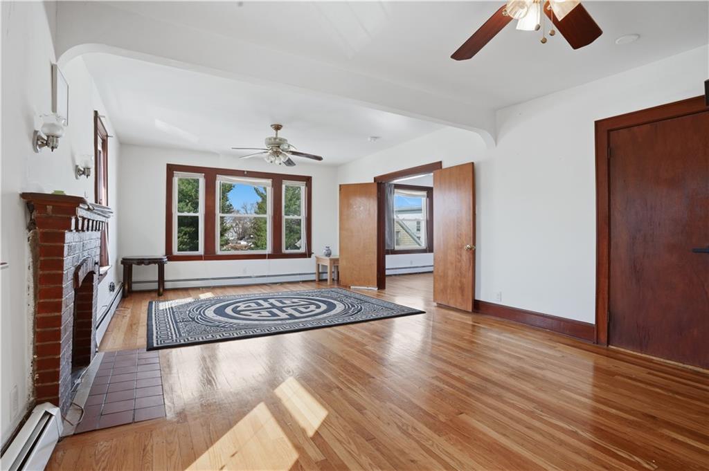 Woonsocket, Rhode Island, 02895, United States, 11 Bedrooms Bedrooms, ,5 BathroomsBathrooms,Residential,For Sale,2034207
