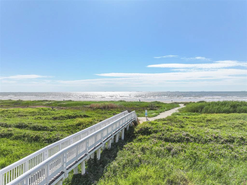 1717 Seaside Drive, Galveston, Texas, 77550, United States, ,Land,For Sale,1717 Seaside Drive,1635096