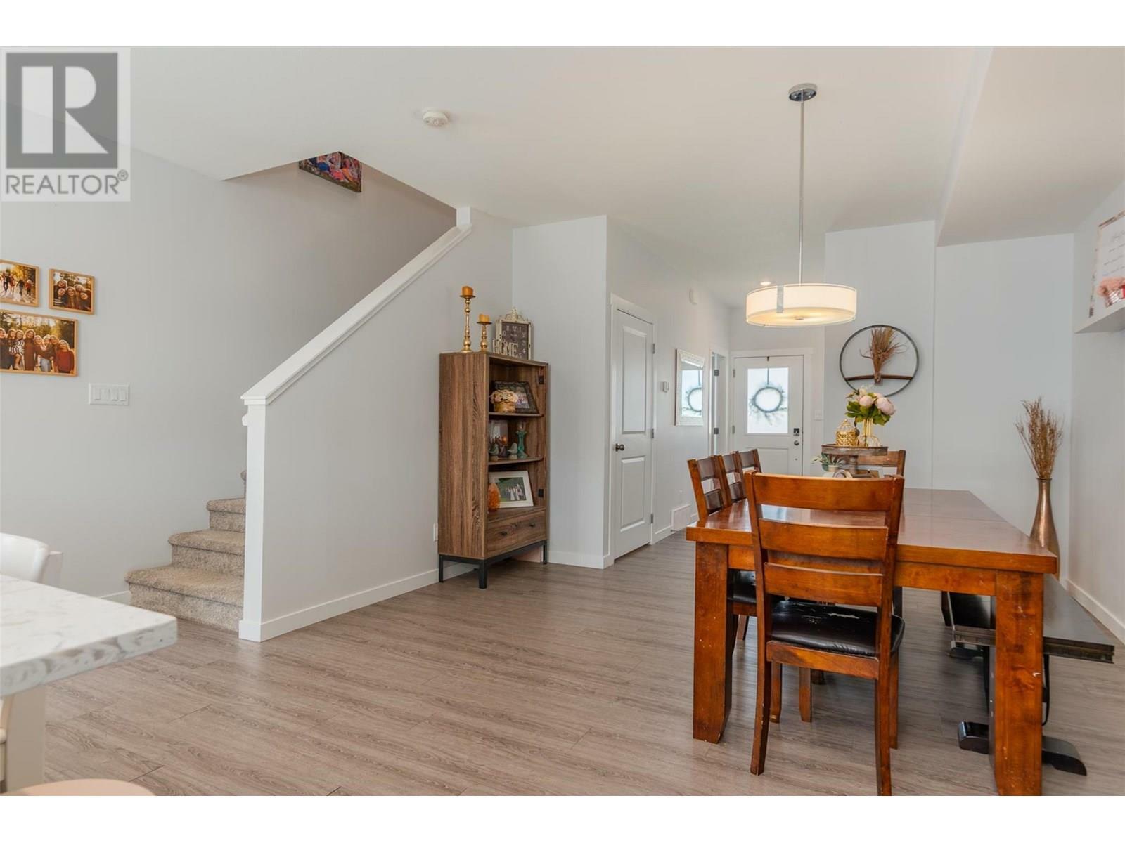 CASTLEGAR, British Columbia, V1N 4X8, CA, 6 Bedrooms Bedrooms, ,3 BathroomsBathrooms,Residential,For Sale,1883021