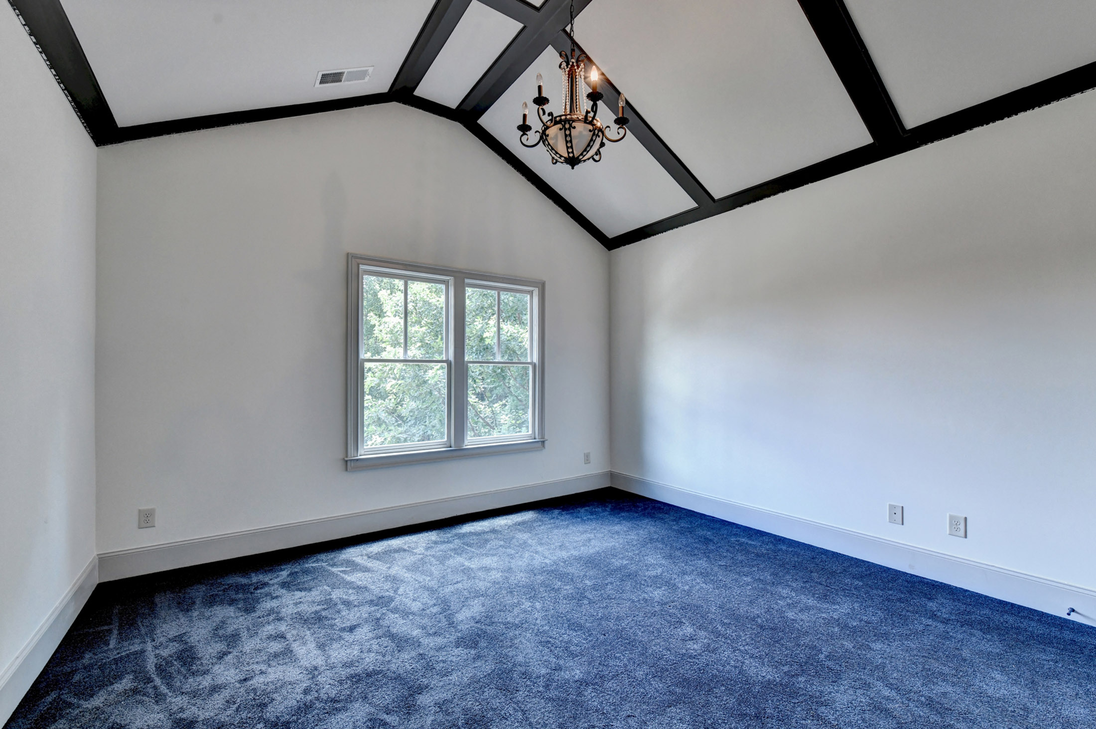  Just Listed in Johns Creek - 物件實景