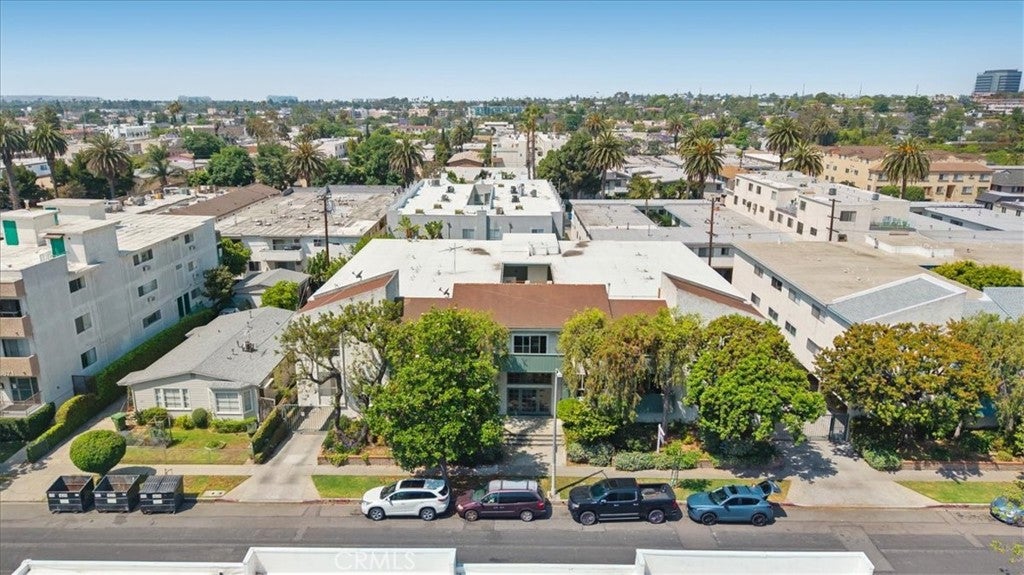 Los Angeles, California, 90034, United States, 2 Bedrooms Bedrooms, ,2 BathroomsBathrooms,Residential,For Sale,2025767