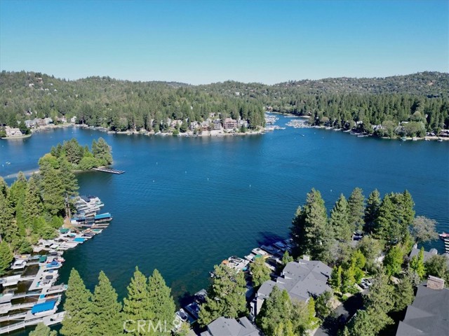 Lake Arrowhead, California, 92391, United States, 3 Bedrooms Bedrooms, ,4 BathroomsBathrooms,Residential,For Sale,1981303