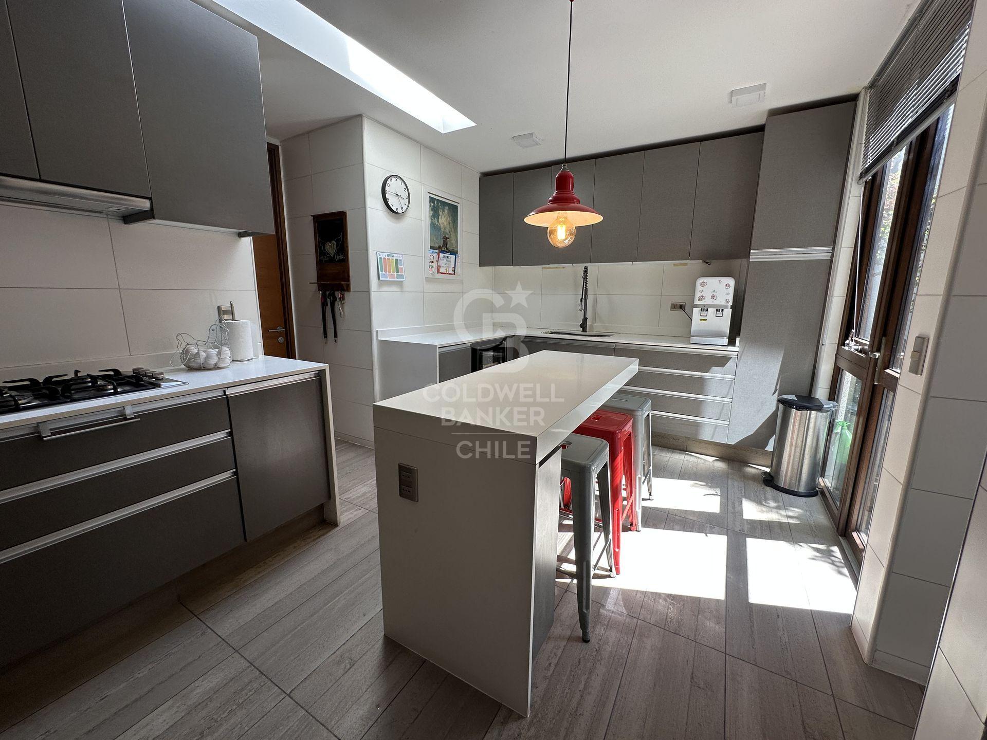 Colina, Chile, 3 Bedrooms Bedrooms, ,4 BathroomsBathrooms,Residential,For Sale,1729507