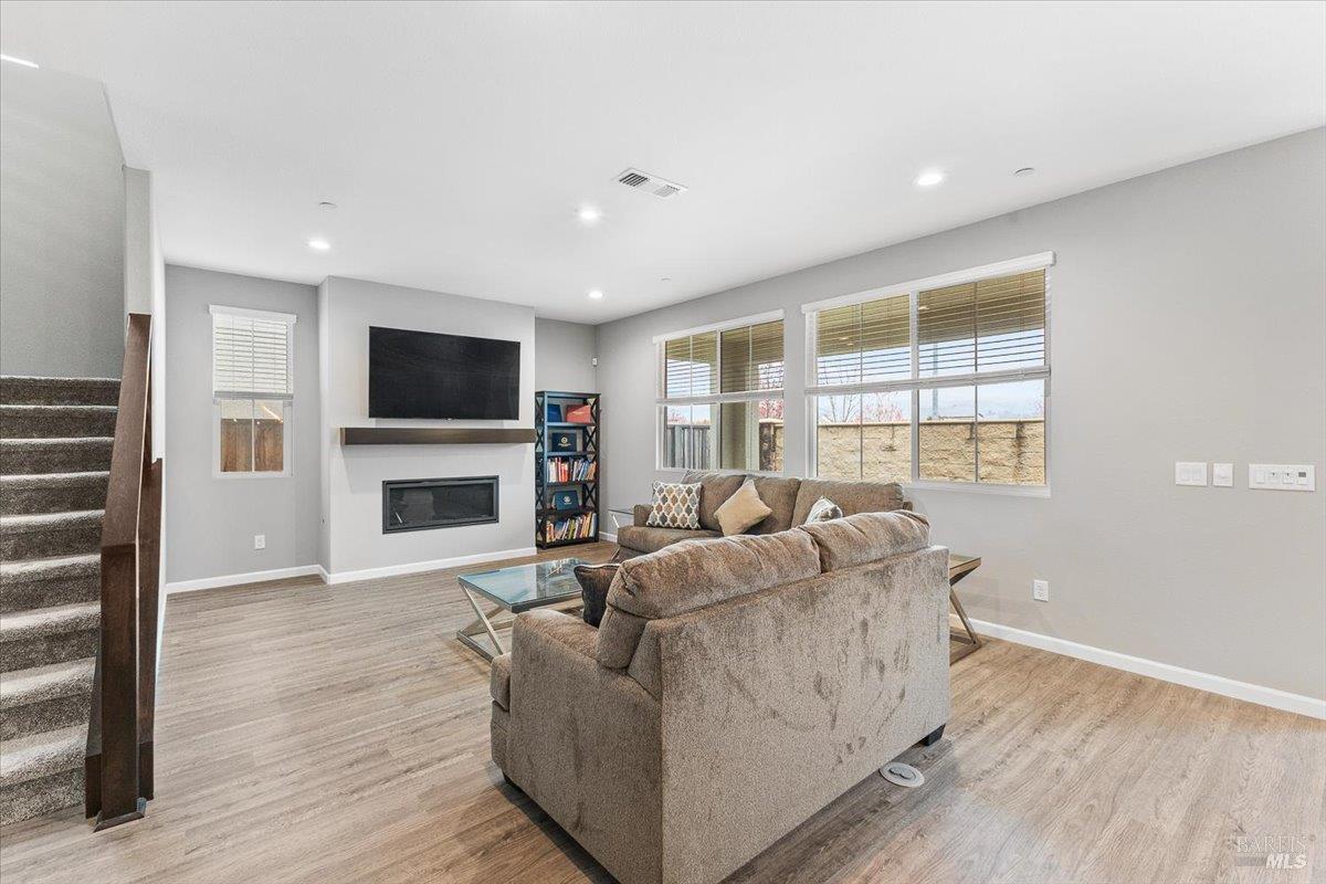 Rohnert Park, California, 94928, United States, 4 Bedrooms Bedrooms, ,3 BathroomsBathrooms,Residential,For Sale,2000344