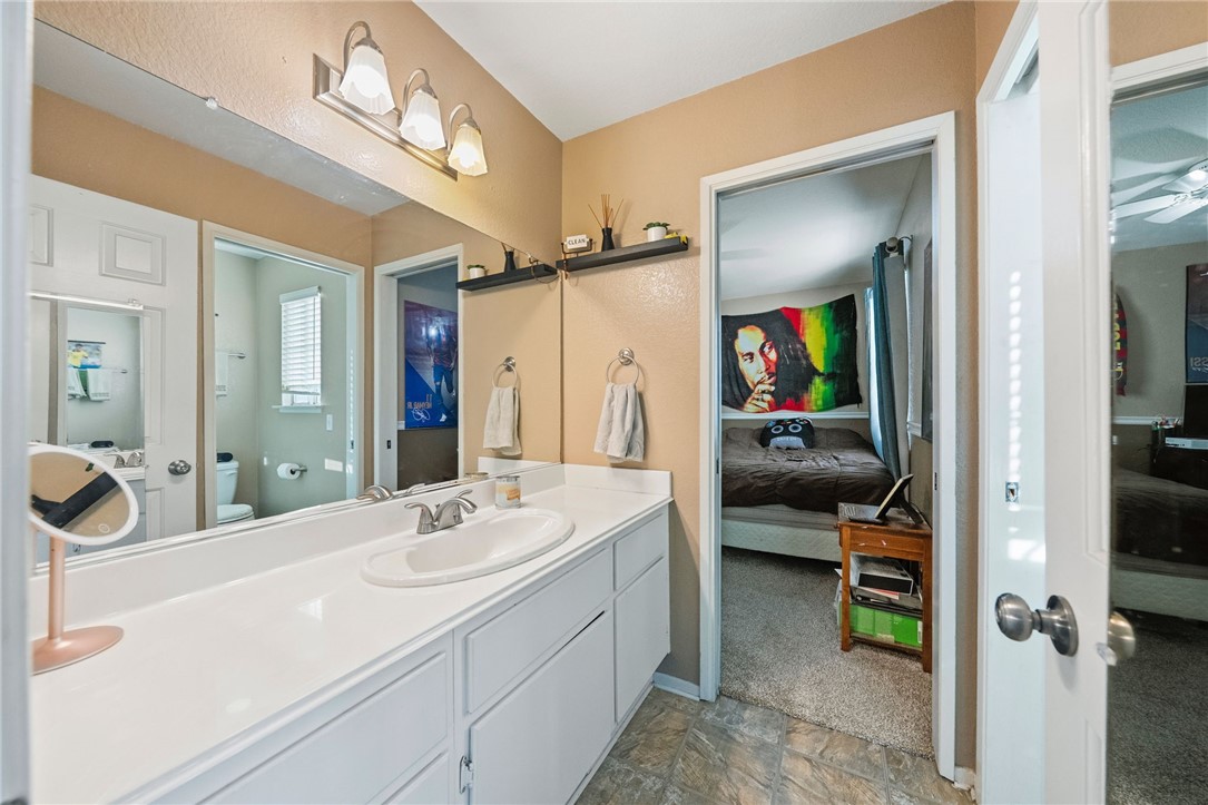 Temecula, California, 92592, United States, 3 Bedrooms Bedrooms, ,3 BathroomsBathrooms,Residential,For Sale,1927855