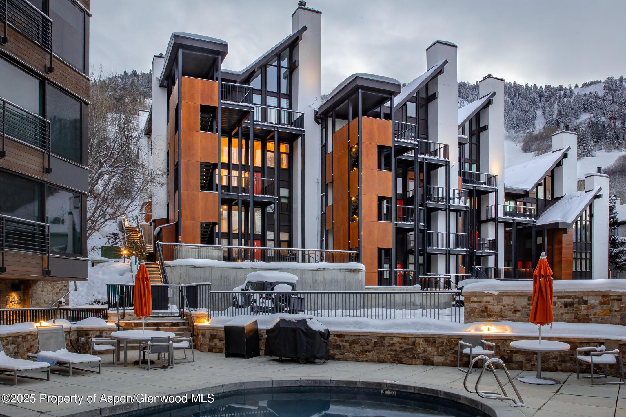 Aspen, Colorado, 81611, United States, 3 Bedrooms Bedrooms, ,3 BathroomsBathrooms,Residential,For Sale,1858270