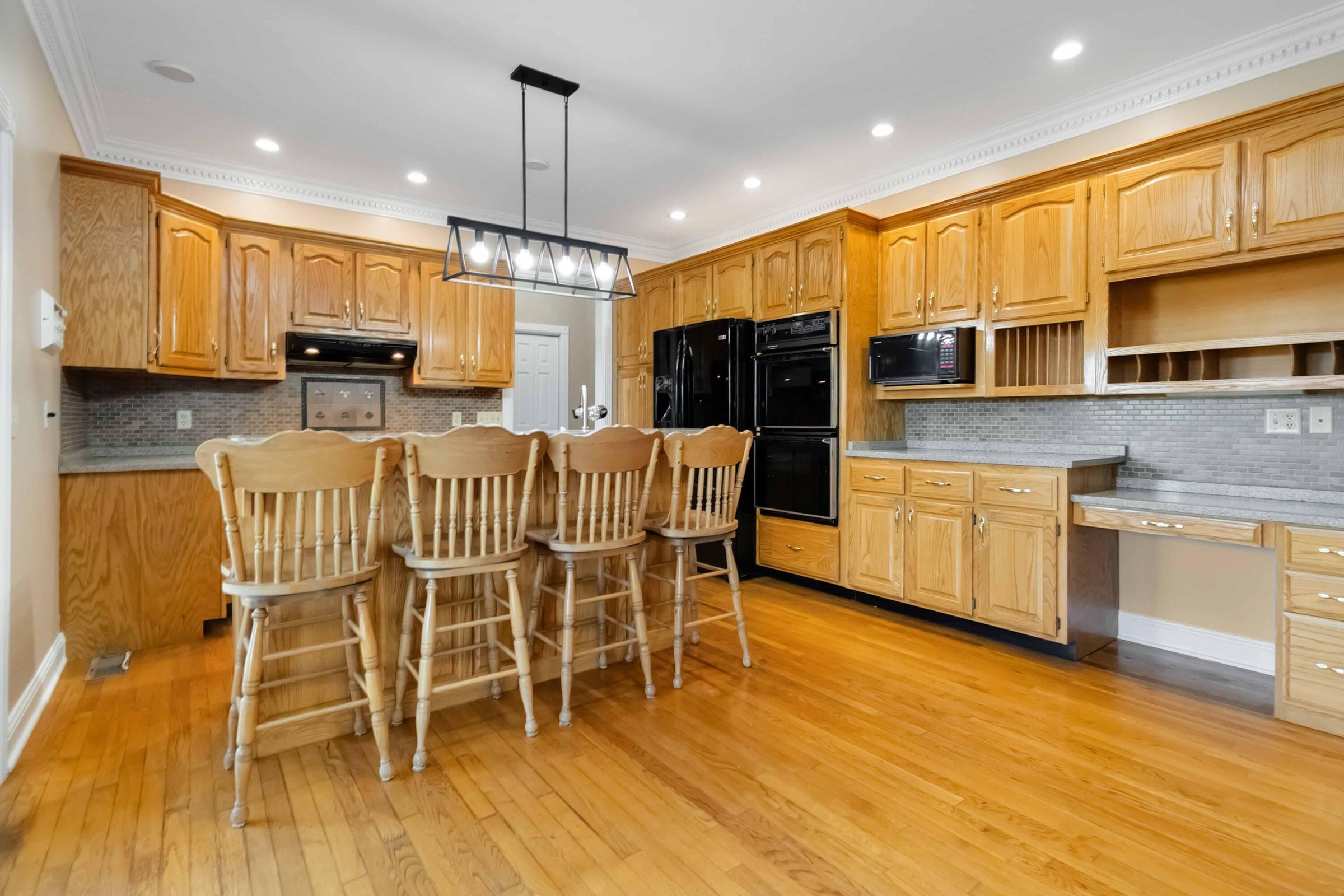 London, Kentucky, 40744, United States, 5 Bedrooms Bedrooms, ,4 BathroomsBathrooms,Residential,For Sale,2006451