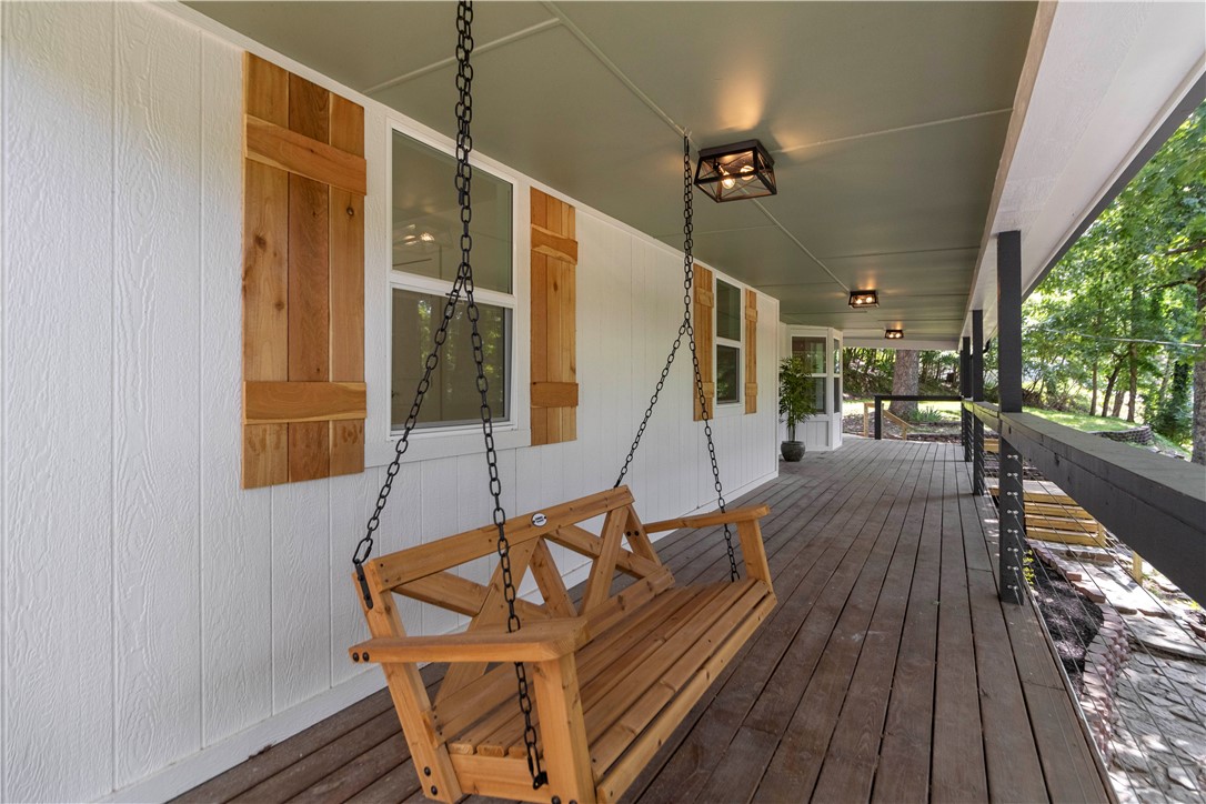 Springdale, Arkansas, 72764, United States, 3 Bedrooms Bedrooms, ,3 BathroomsBathrooms,Residential,For Sale,1877272