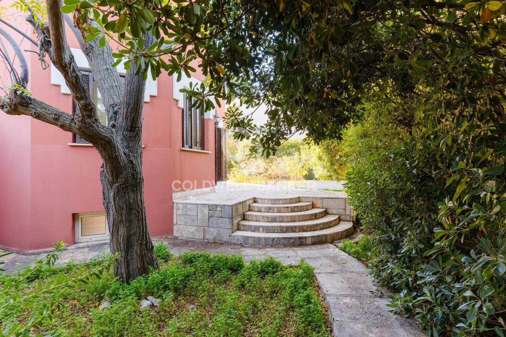 Bari, Bari, 70100, IT, 3 Bedrooms Bedrooms, ,3 BathroomsBathrooms,Residential,For Sale,1991647