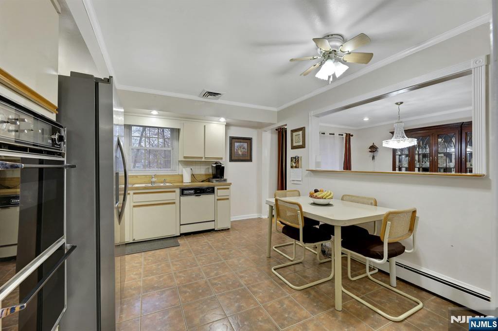 Twp of Washington, New Jersey, 07676, United States, 4 Bedrooms Bedrooms, ,3 BathroomsBathrooms,Residential,For Sale,2001896