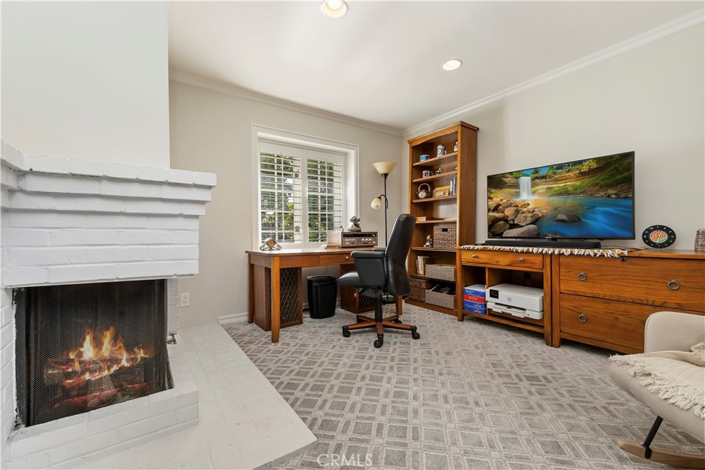 Sierra Madre, California, 91024, United States, 2 Bedrooms Bedrooms, ,3 BathroomsBathrooms,Residential,For Sale,1992859