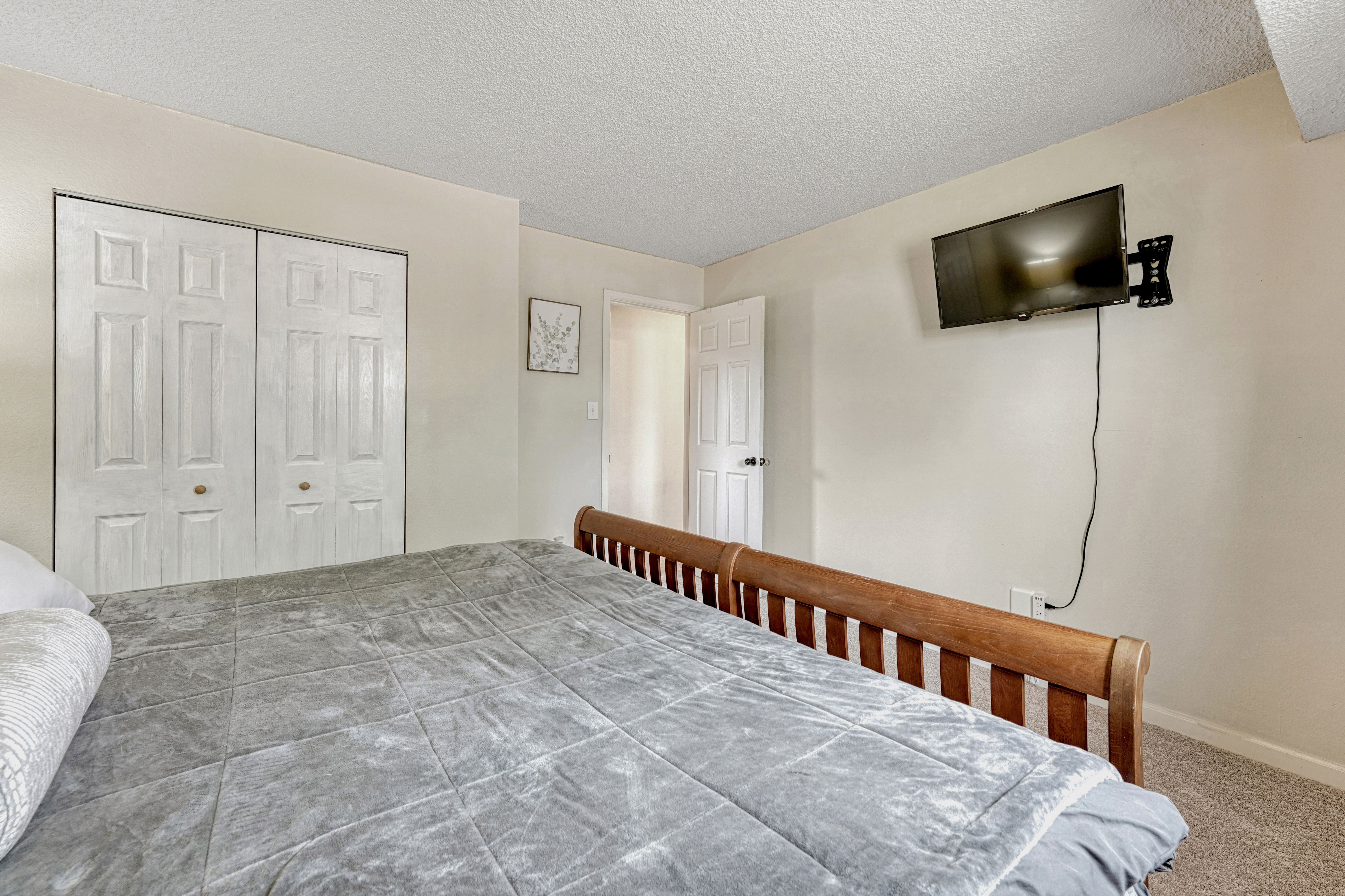  Move-In Ready Ranch Home with 6 Bedrooms in Southburough - 物件實景