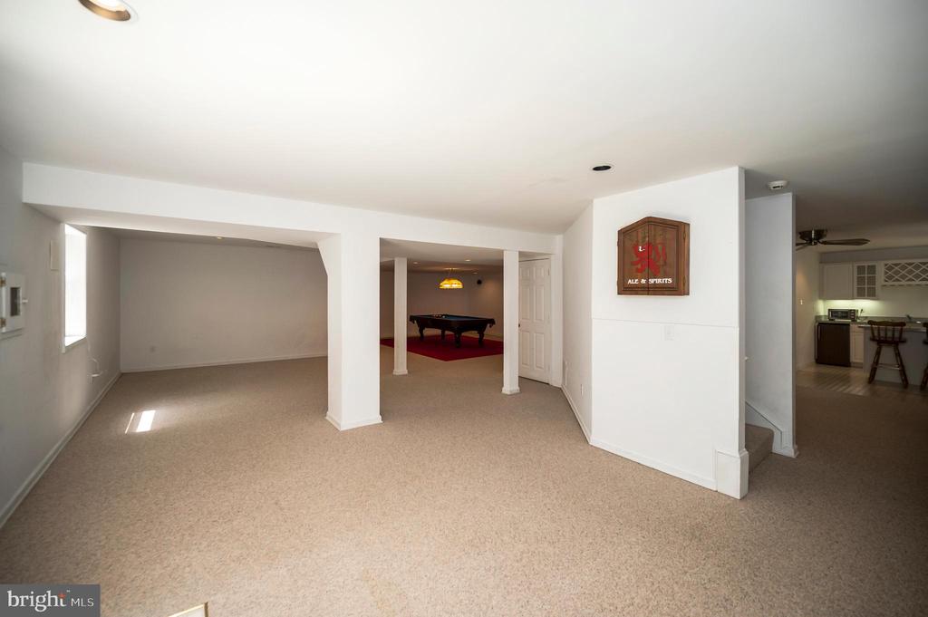 Stafford, Virginia, 22554, United States, 5 Bedrooms Bedrooms, ,4 BathroomsBathrooms,Residential,For Sale,1938309