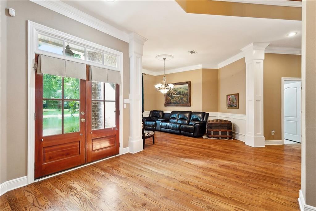 Mandeville, Louisiana, 70448, United States, 5 Bedrooms Bedrooms, ,4 BathroomsBathrooms,Residential,For Sale,1826456