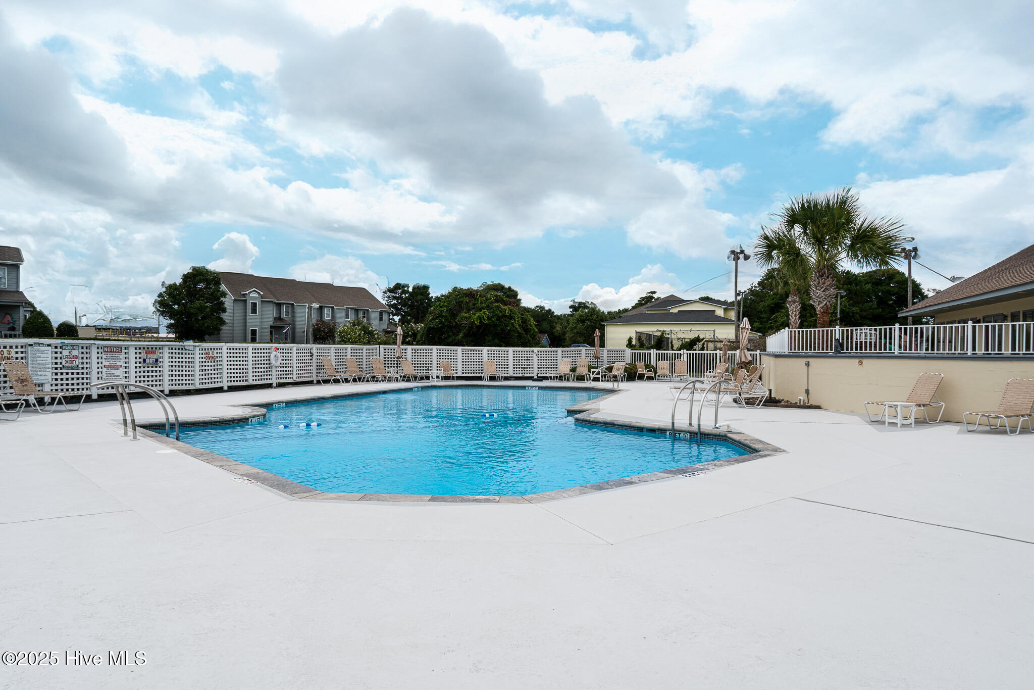 Emerald Isle, North Carolina, 28594, United States, 4 Bedrooms Bedrooms, ,6 BathroomsBathrooms,Residential,For Sale,1927428