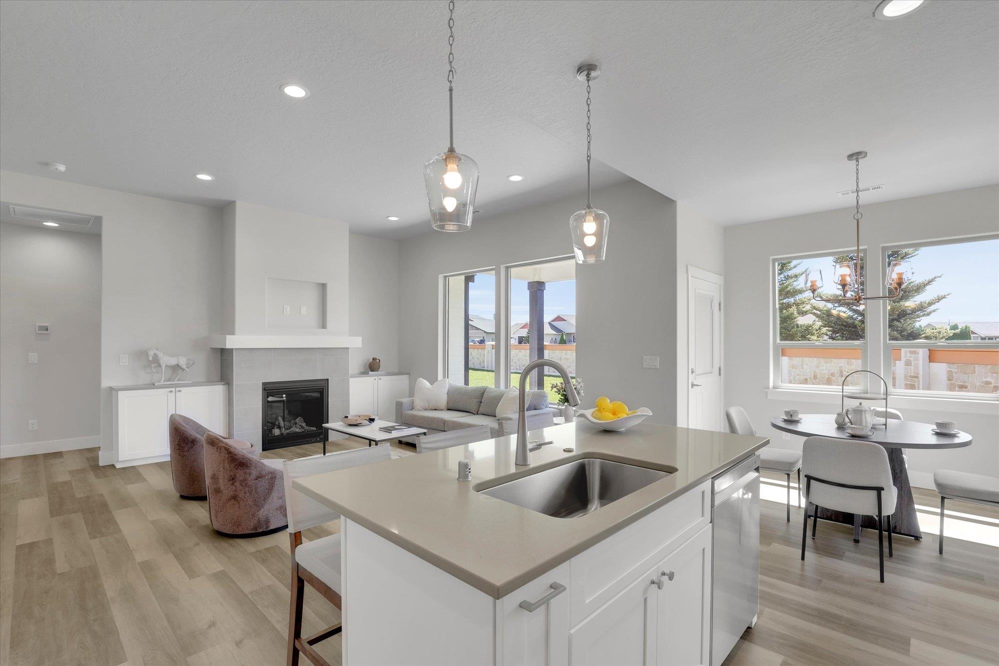 Deer Park, Washington, 99006, United States, 3 Bedrooms Bedrooms, ,2 BathroomsBathrooms,Residential,For Sale,1684387