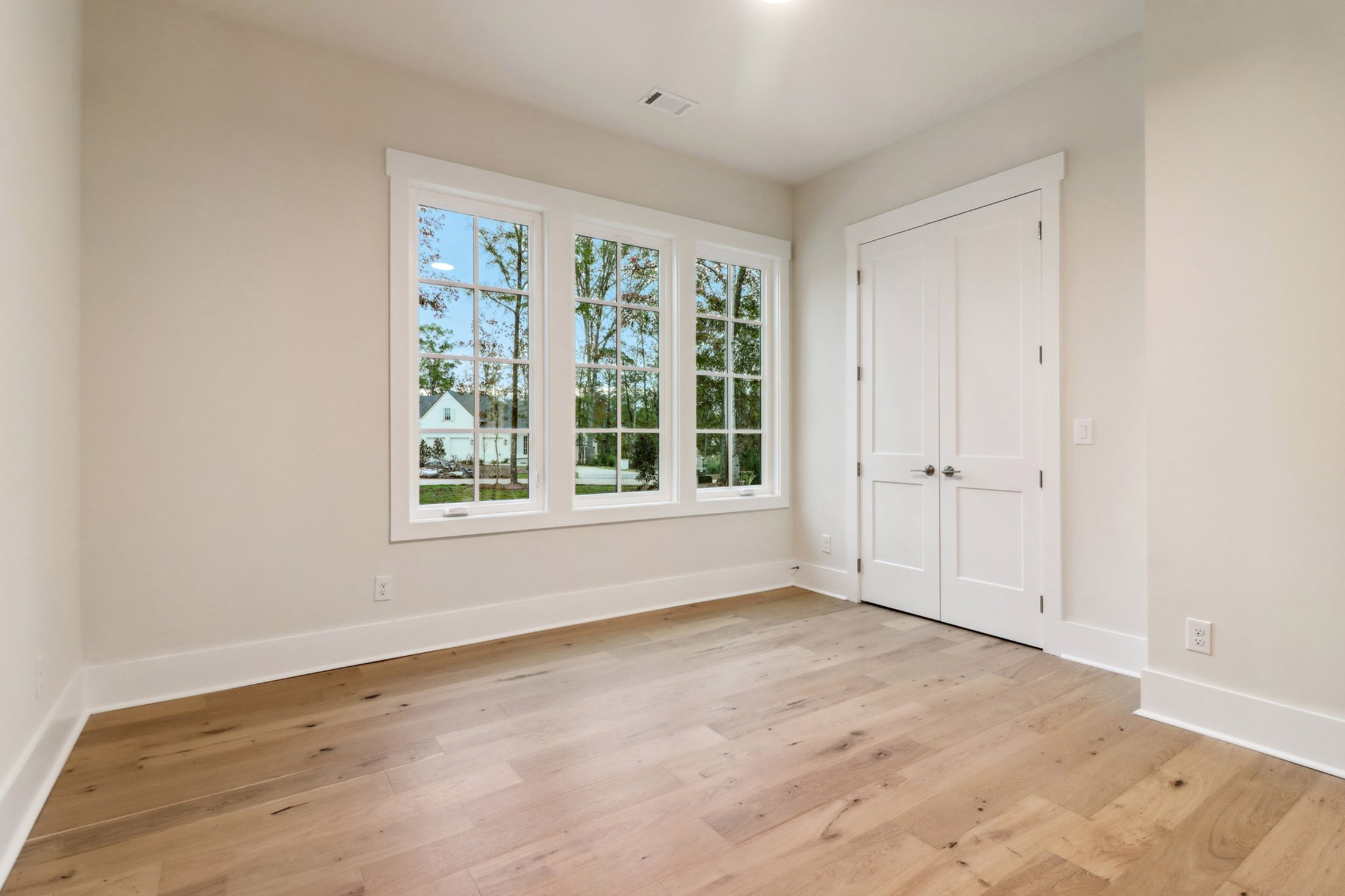  Stunning New Home by Green Park Homes in Sought-after Cuscowilla Community - 物件實景