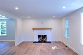 Groton, Massachusetts, 01450, United States, 4 Bedrooms Bedrooms, ,3 BathroomsBathrooms,Residential,For Sale,1900669