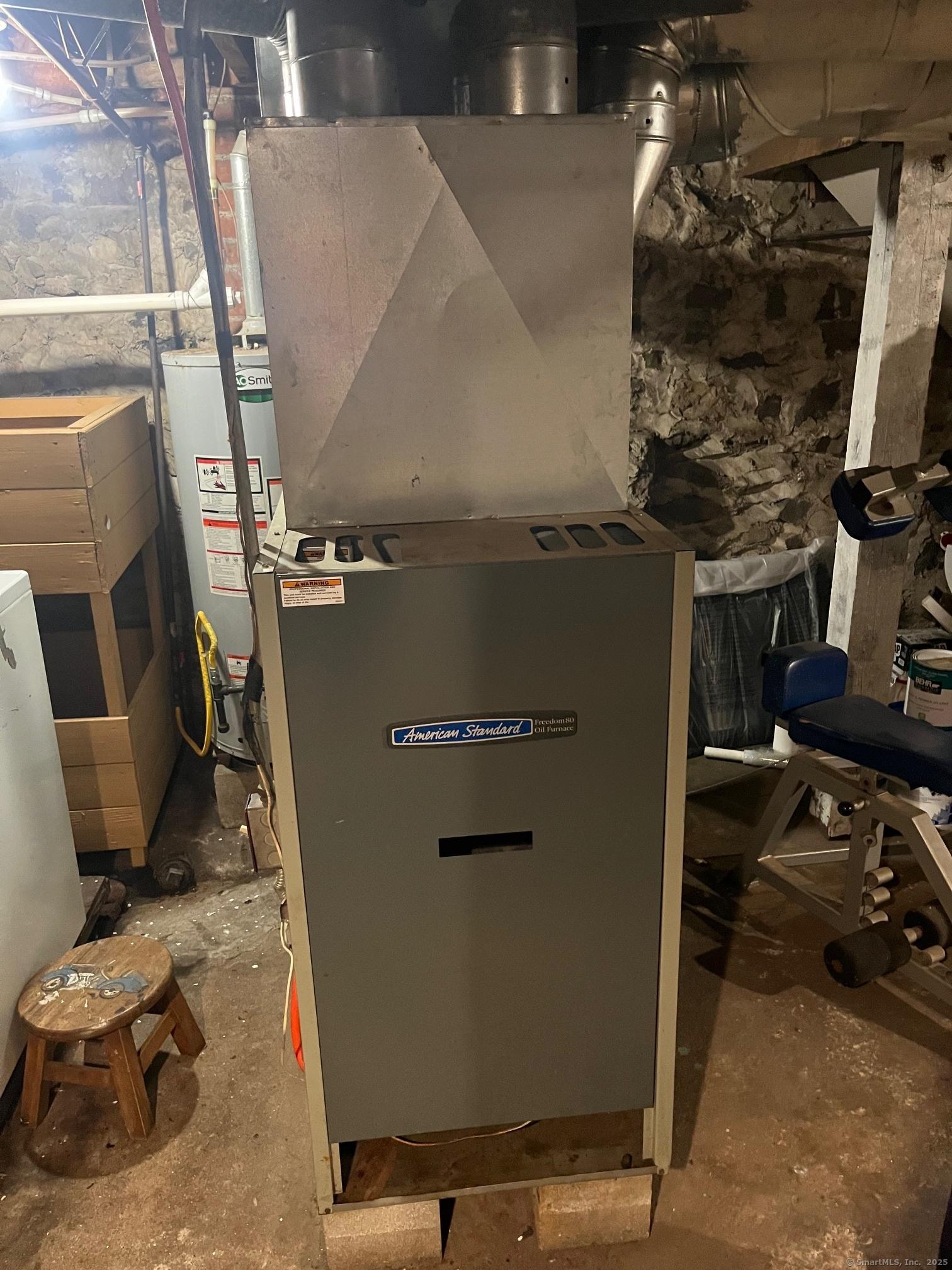 Meriden, Connecticut, 06450, United States, 6 Bedrooms Bedrooms, ,4 BathroomsBathrooms,Residential,For Sale,1984052