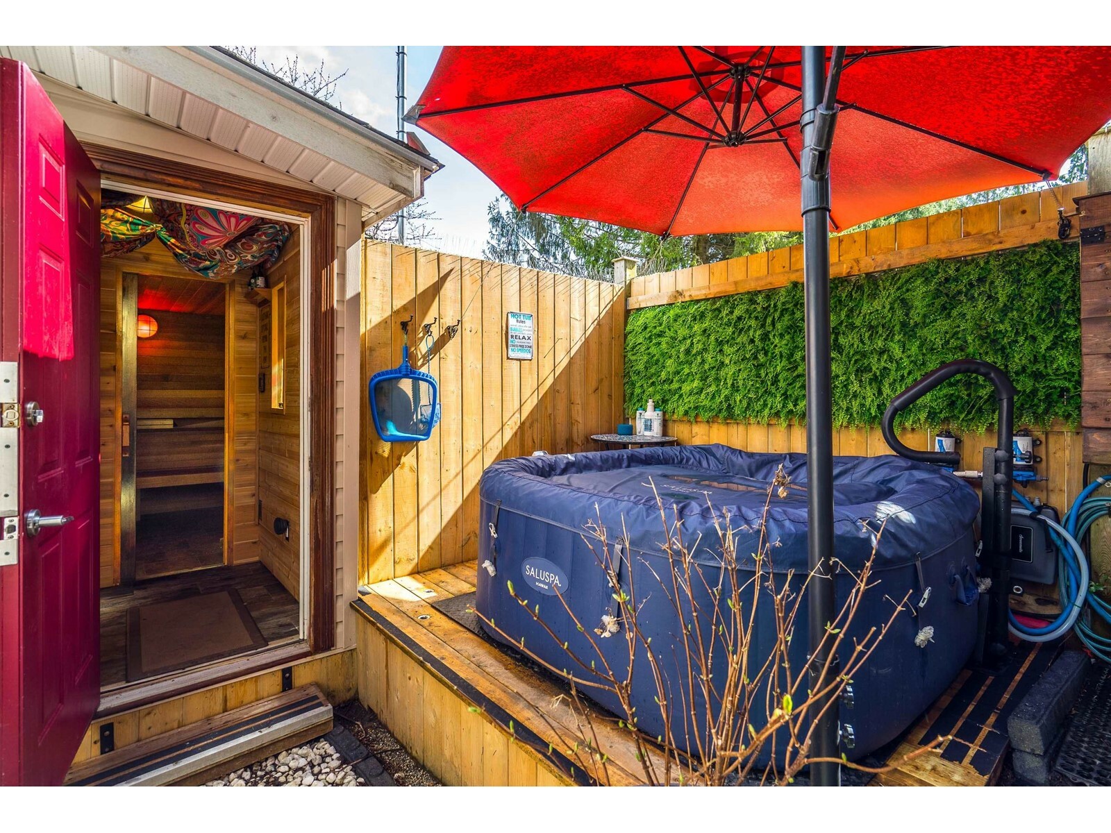 SURREY, British Columbia, V4A 5N3, CA, 3 Bedrooms Bedrooms, ,2 BathroomsBathrooms,Residential,For Sale,1838799