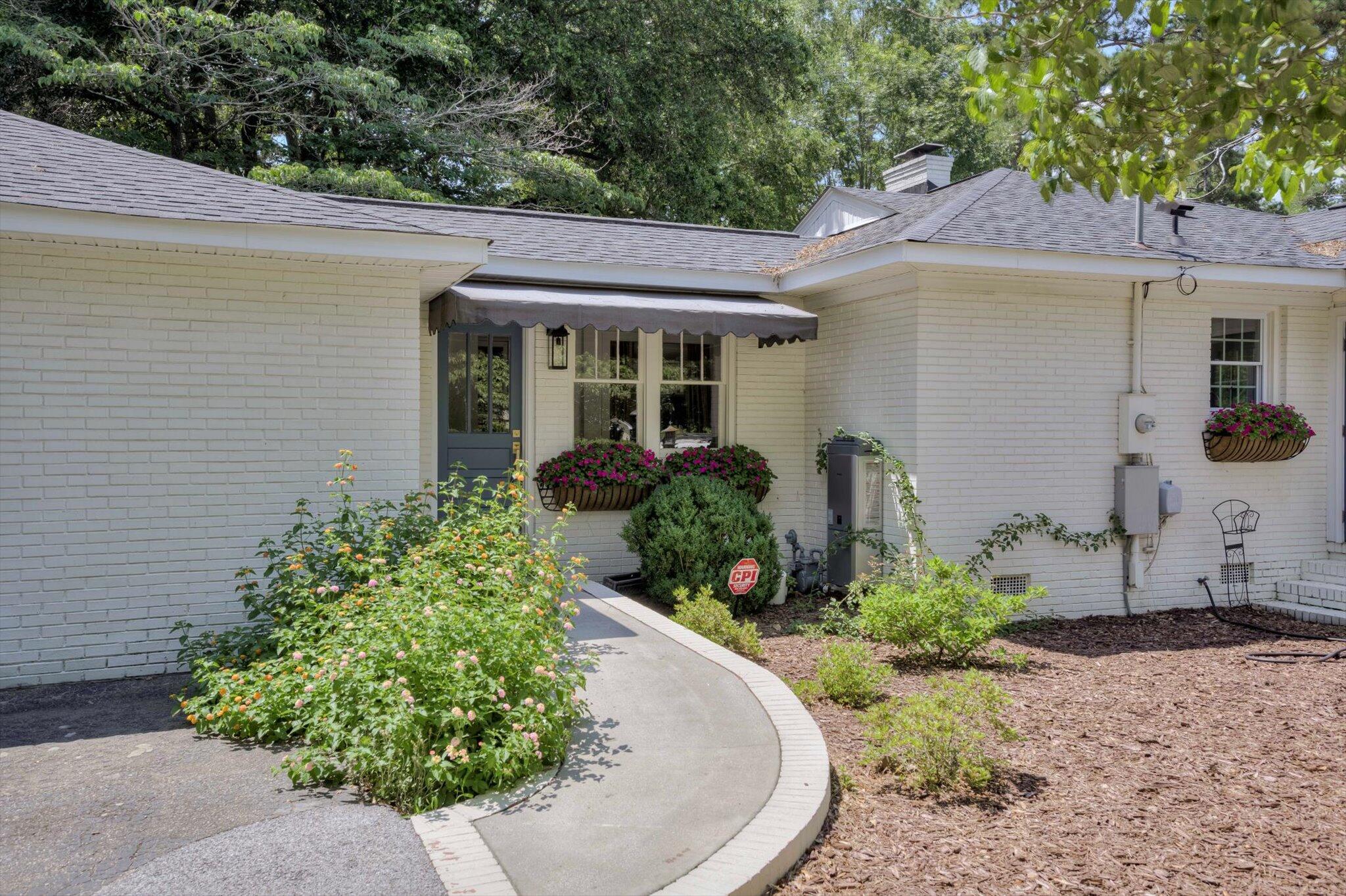 Aiken, South Carolina, 29801, United States, 3 Bedrooms Bedrooms, ,3 BathroomsBathrooms,Residential,For Sale,1849838