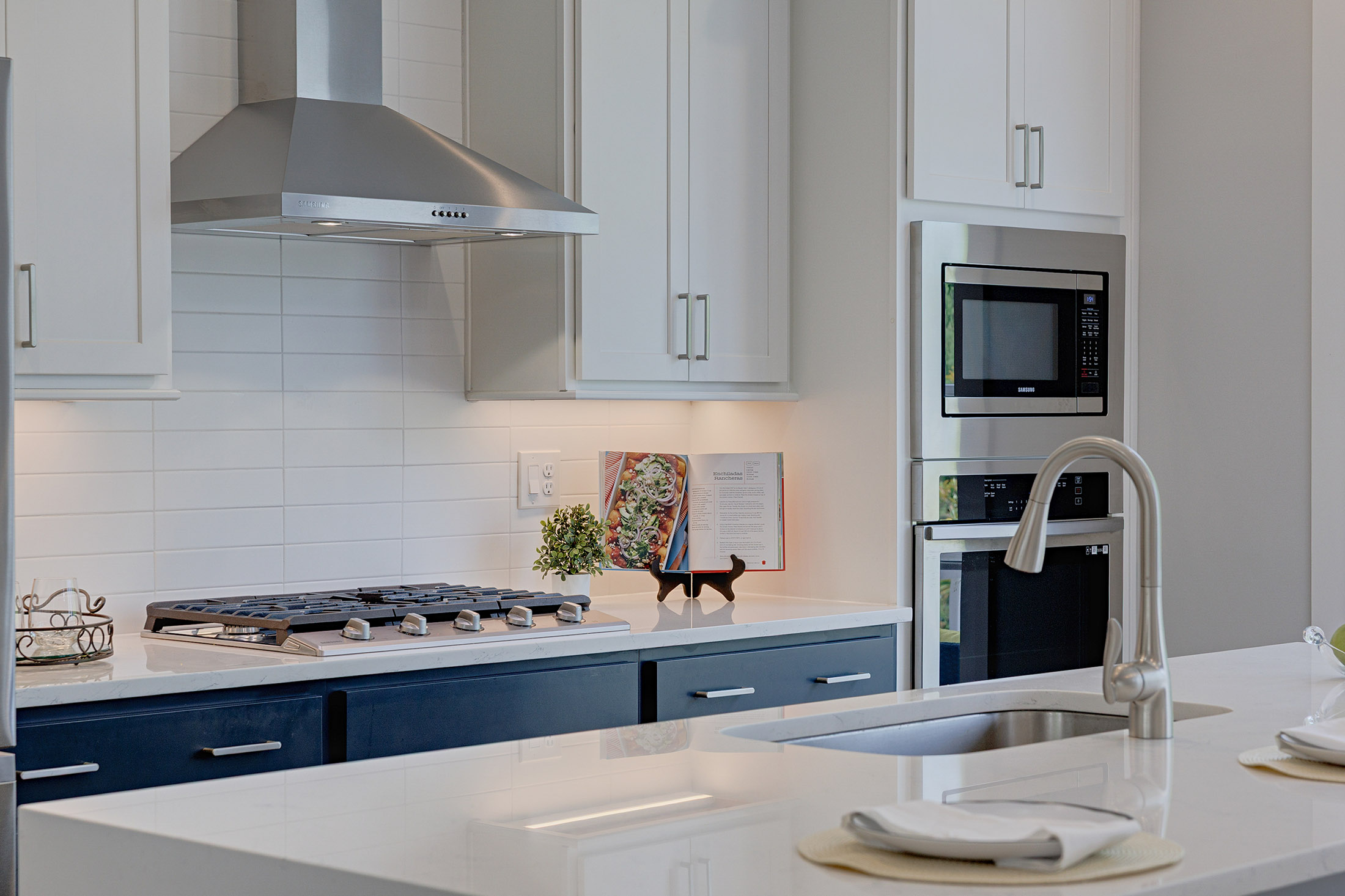  Sophisticated Design With Thoughtfully Curated Finishes - 物件實景
