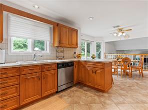 Bristol, Rhode Island, 02809, United States, 5 Bedrooms Bedrooms, ,5 BathroomsBathrooms,Residential,For Sale,1922000