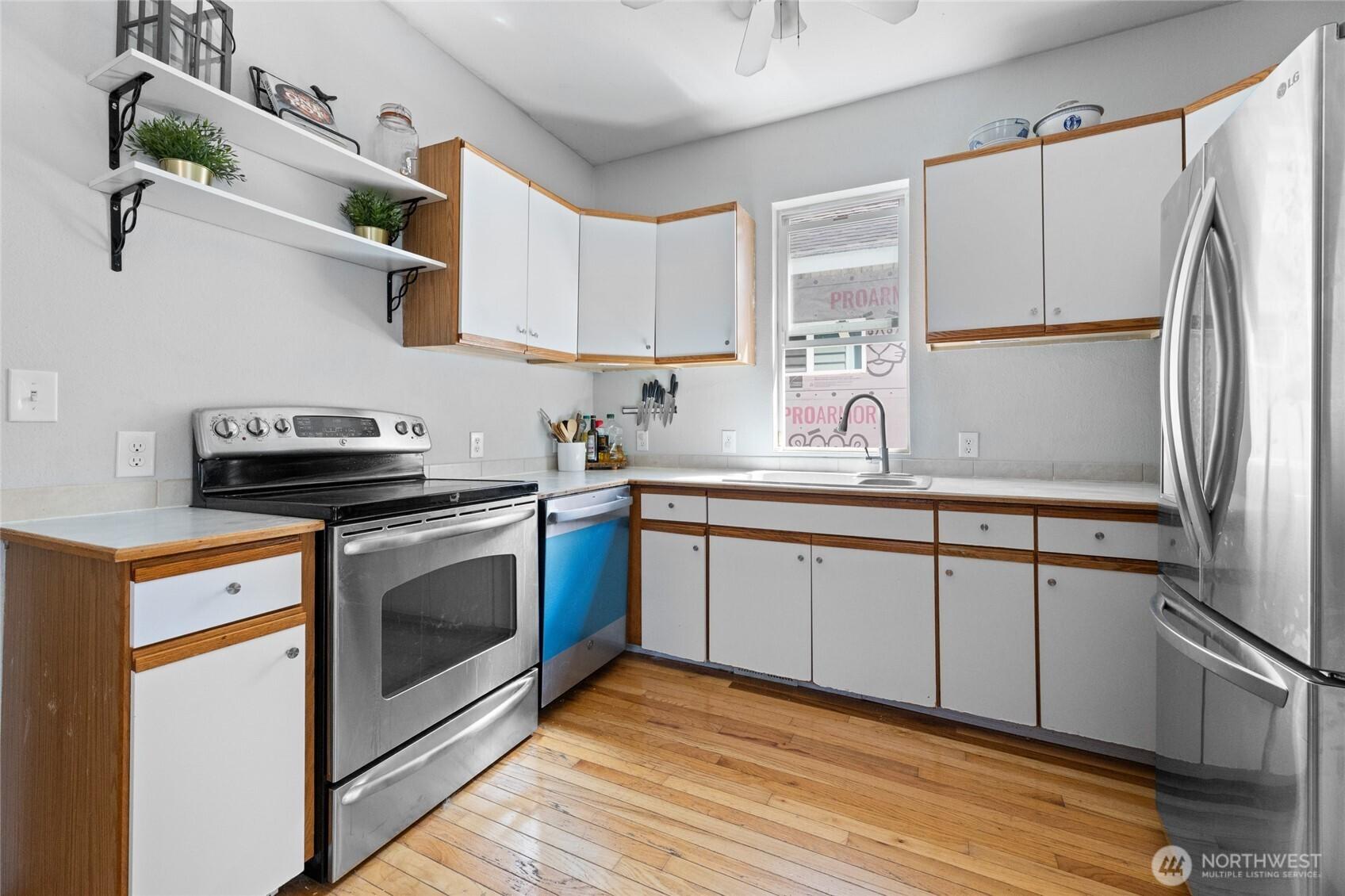 SEATTLE, Washington, 98108, United States, 4 Bedrooms Bedrooms, ,1 BathroomBathrooms,Residential,For Sale,1890479