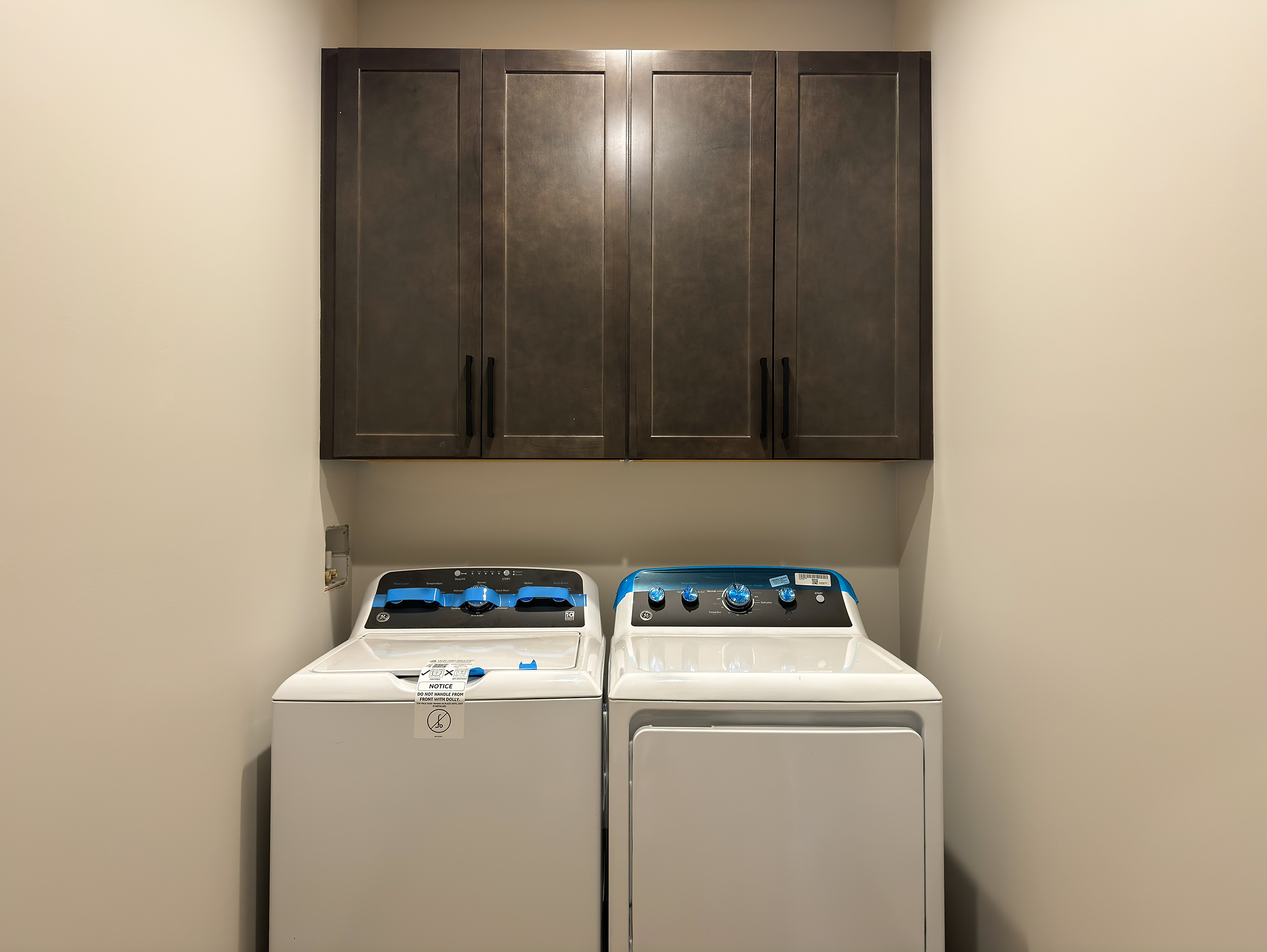 Sevierville, Tennessee, 37862, United States, 5 Bedrooms Bedrooms, ,7 BathroomsBathrooms,Residential,For Sale,2000383