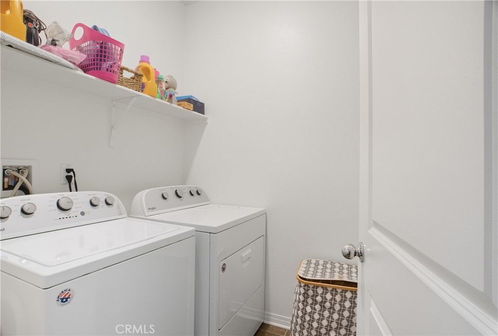 Hemet, California, 92545, United States, 3 Bedrooms Bedrooms, ,2 BathroomsBathrooms,Residential,For Sale,1950235