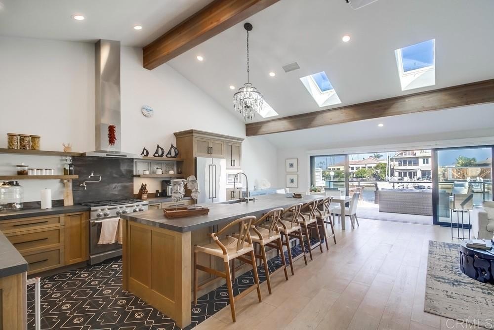 Coronado, California, 92118, United States, 2 Bedrooms Bedrooms, ,2 BathroomsBathrooms,Residential,For Sale,1794986