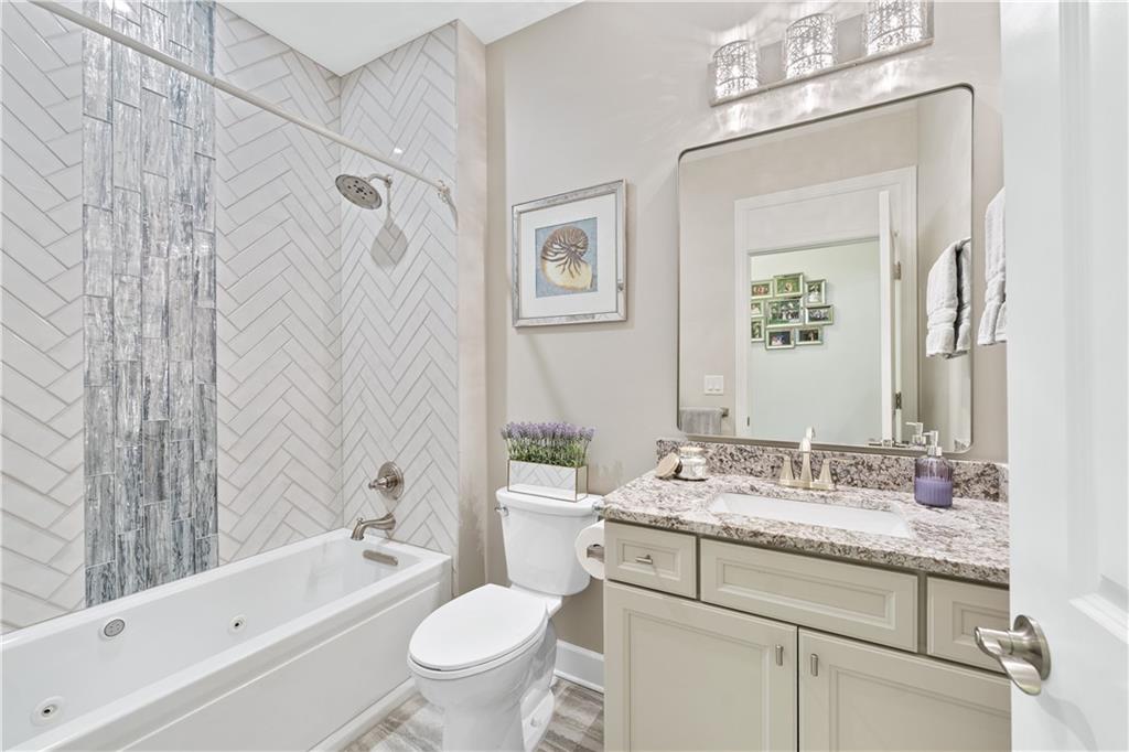 Gainesville, Georgia, 30504, United States, 3 Bedrooms Bedrooms, ,2 BathroomsBathrooms,Residential,For Sale,1937027