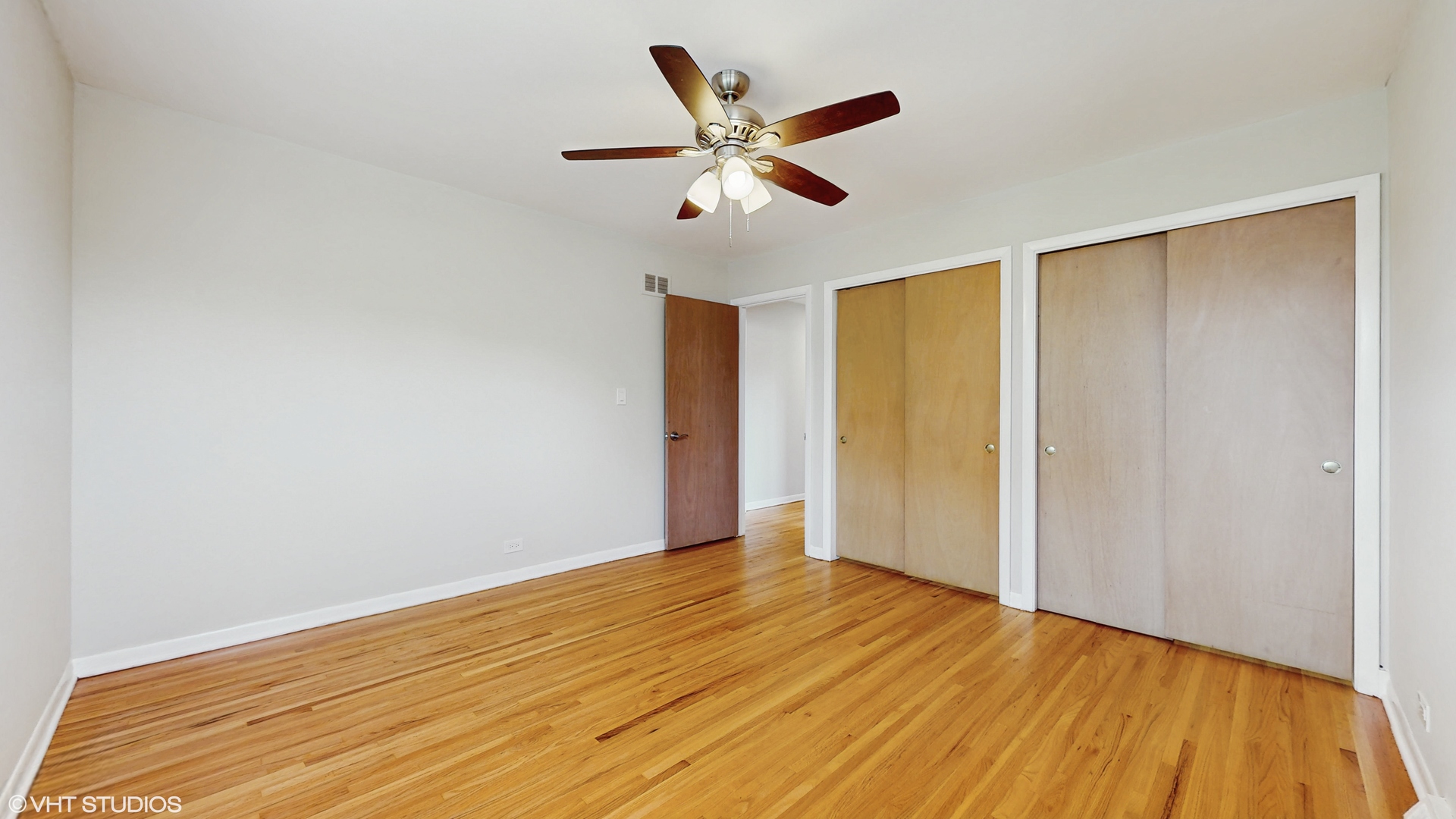 Skokie, Illinois, 60076, United States, 4 Bedrooms Bedrooms, ,2 BathroomsBathrooms,Residential,For Sale,1935170
