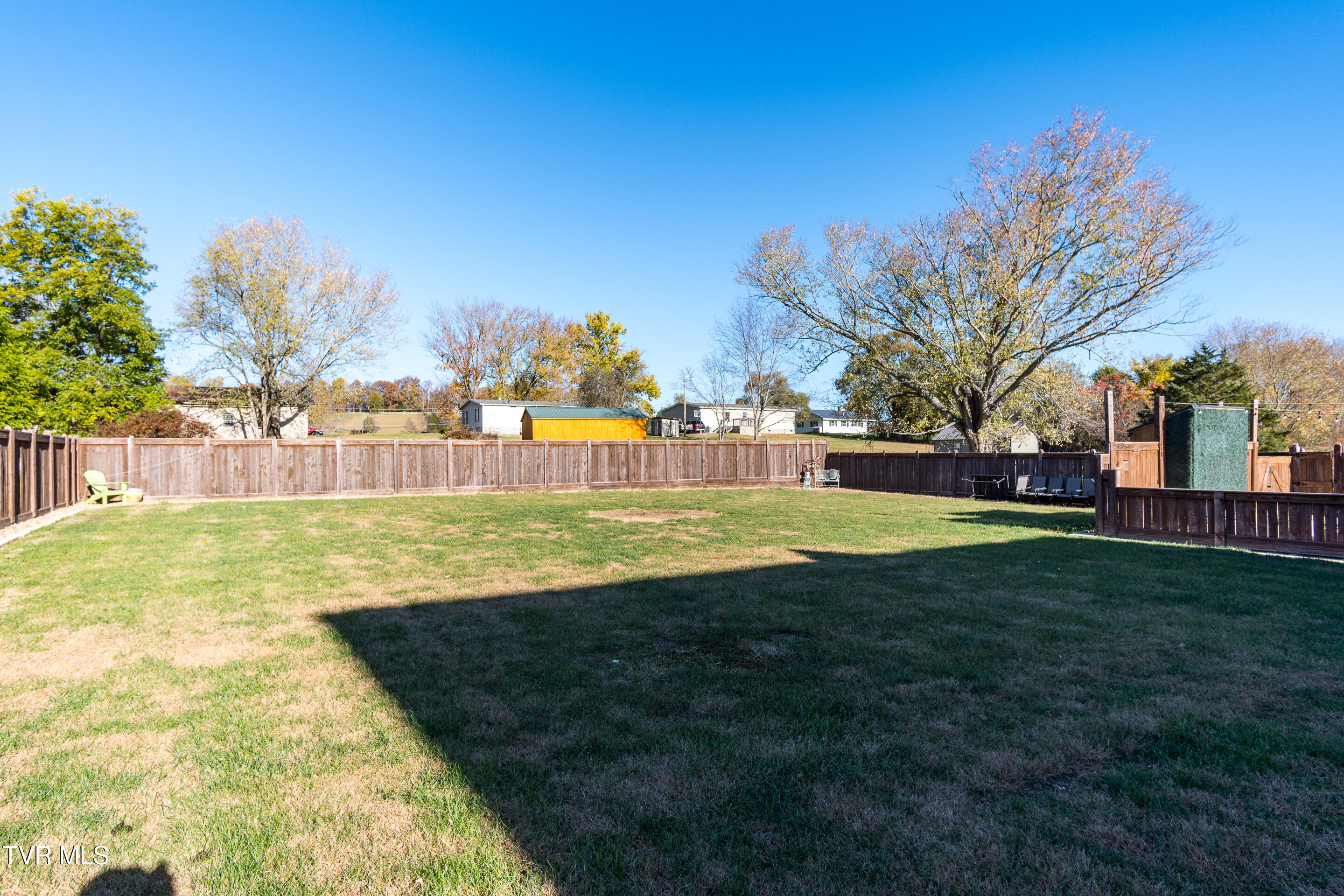 Piney Flats, Tennessee, 37686, United States, 4 Bedrooms Bedrooms, ,4 BathroomsBathrooms,Residential,For Sale,1988527