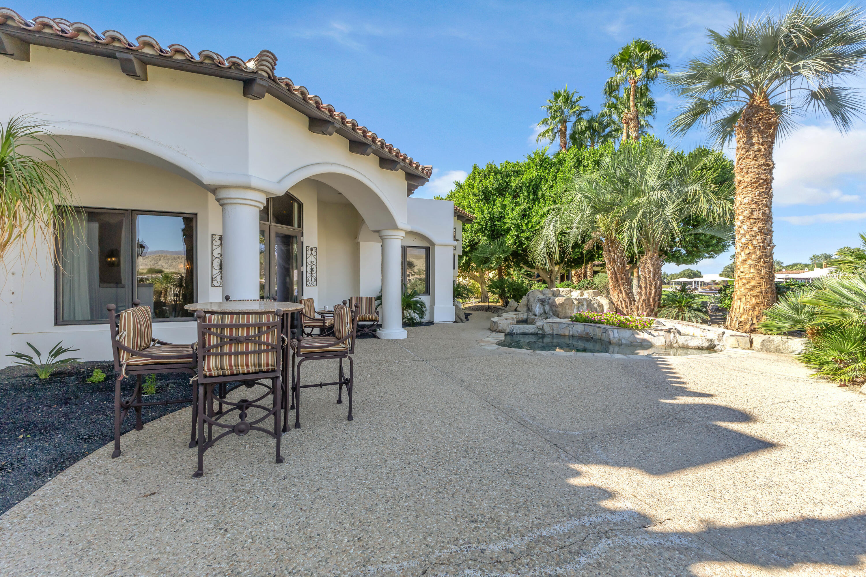 Indio, California, 92203, United States, 5 Bedrooms Bedrooms, ,4 BathroomsBathrooms,Residential,For Sale,1992835