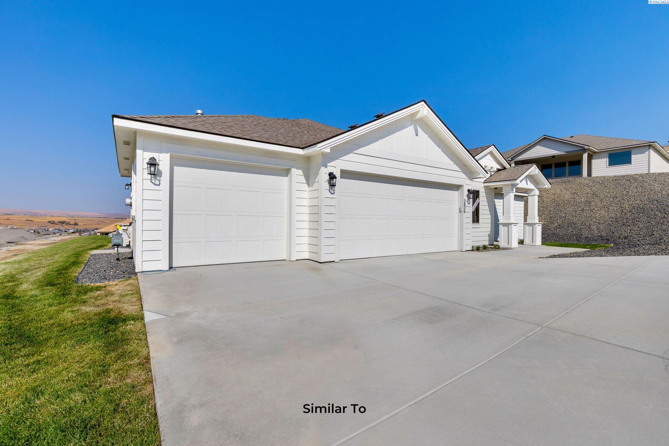 Kennewick, Washington, 99338, United States, 4 Bedrooms Bedrooms, ,1 BathroomBathrooms,Residential,For Sale,1959193