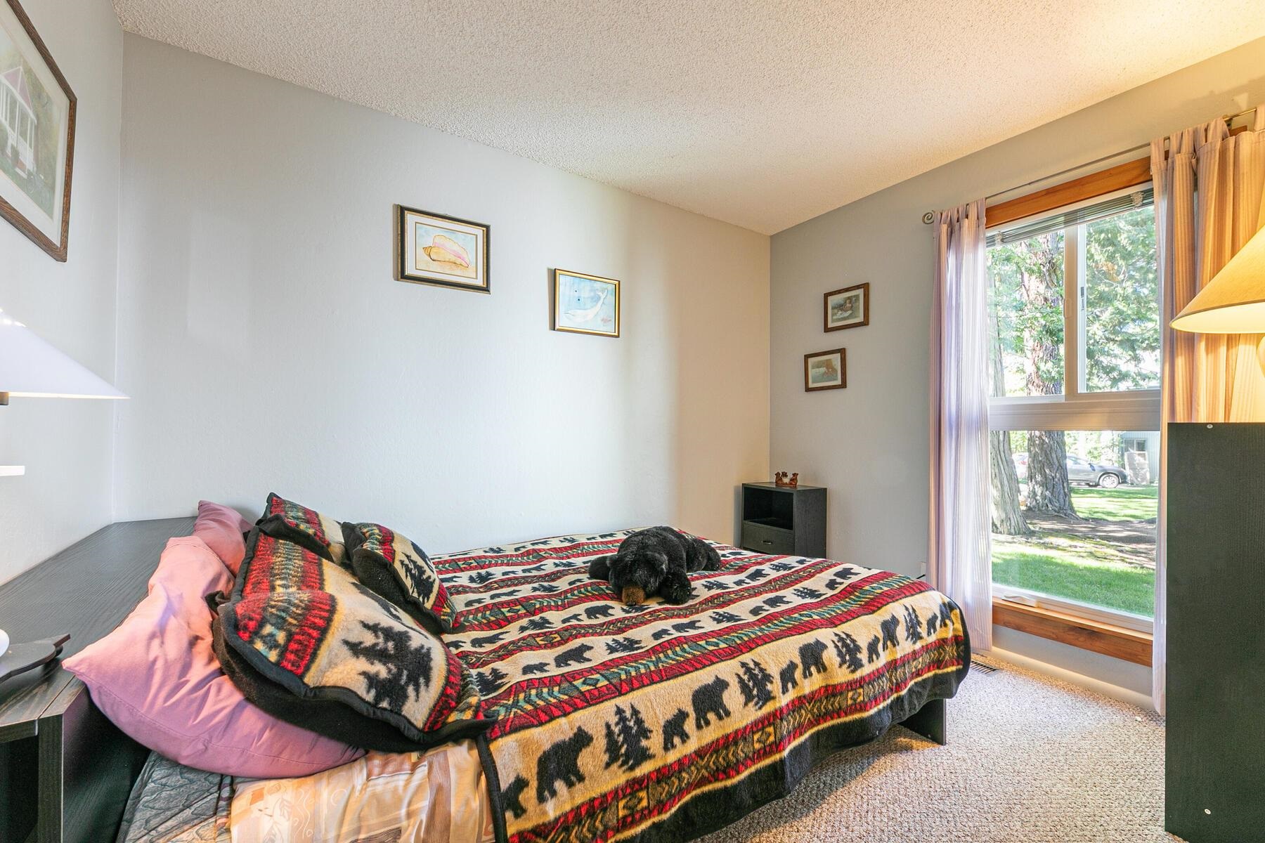 Tahoe City, California, 96145, United States, 3 Bedrooms Bedrooms, ,2 BathroomsBathrooms,Residential,For Sale,1916712