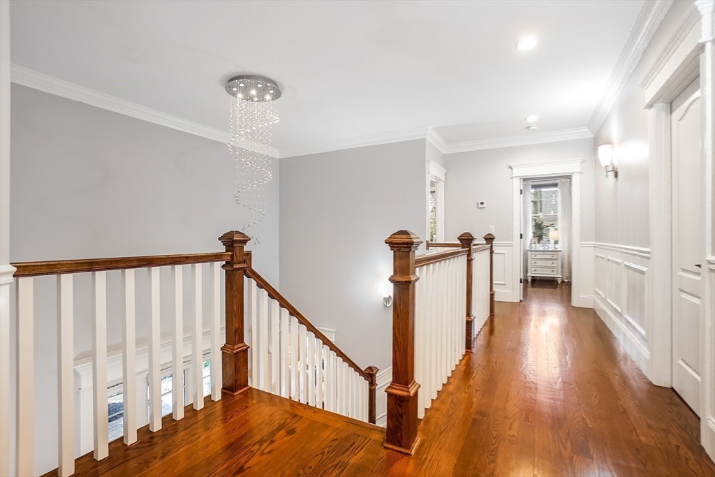Newton, Massachusetts, 02460, United States, 4 Bedrooms Bedrooms, ,5 BathroomsBathrooms,Residential,For Sale,1929492