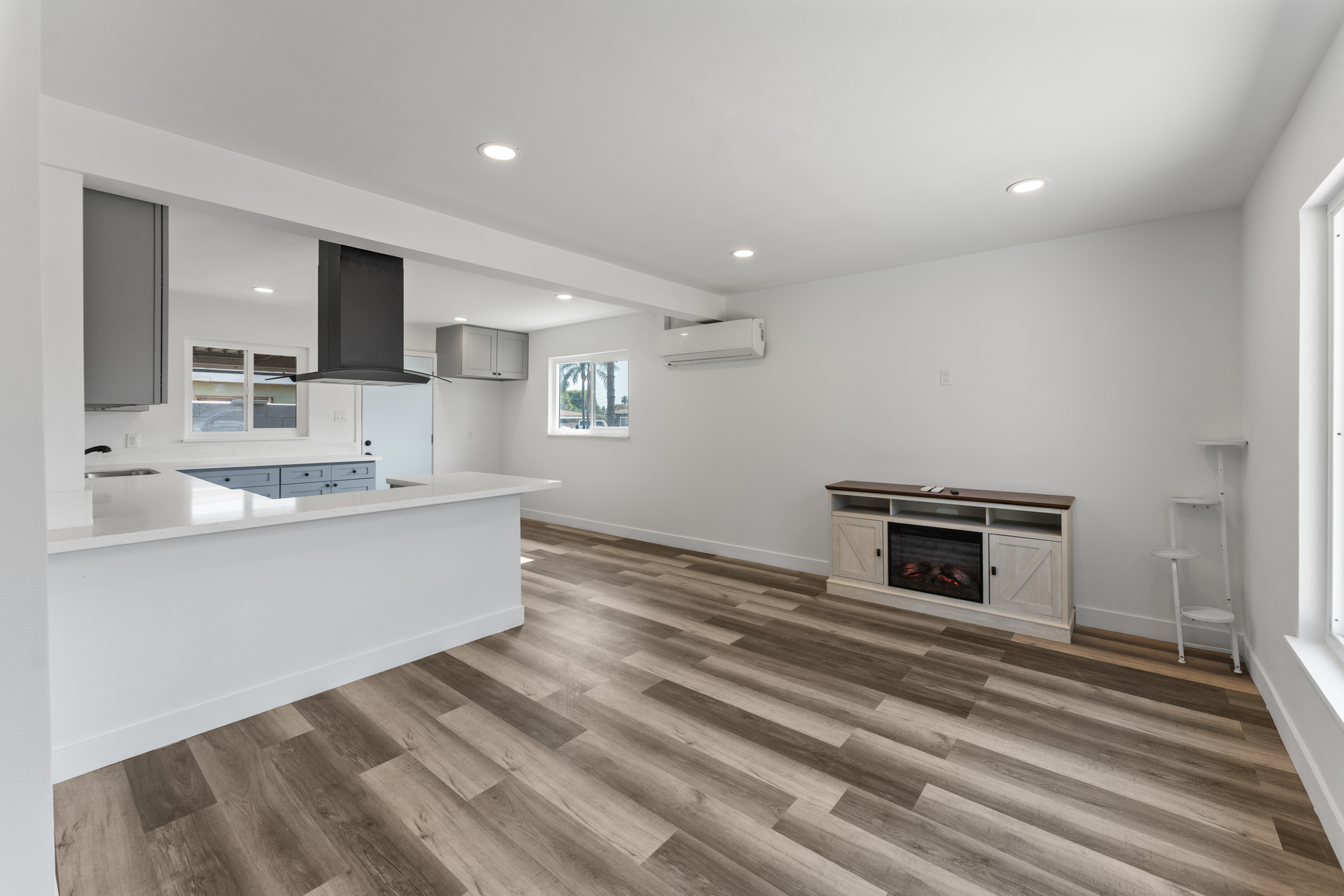 Rialto, California, 92376, United States, 3 Bedrooms Bedrooms, ,2 BathroomsBathrooms,Residential,For Sale,1973698