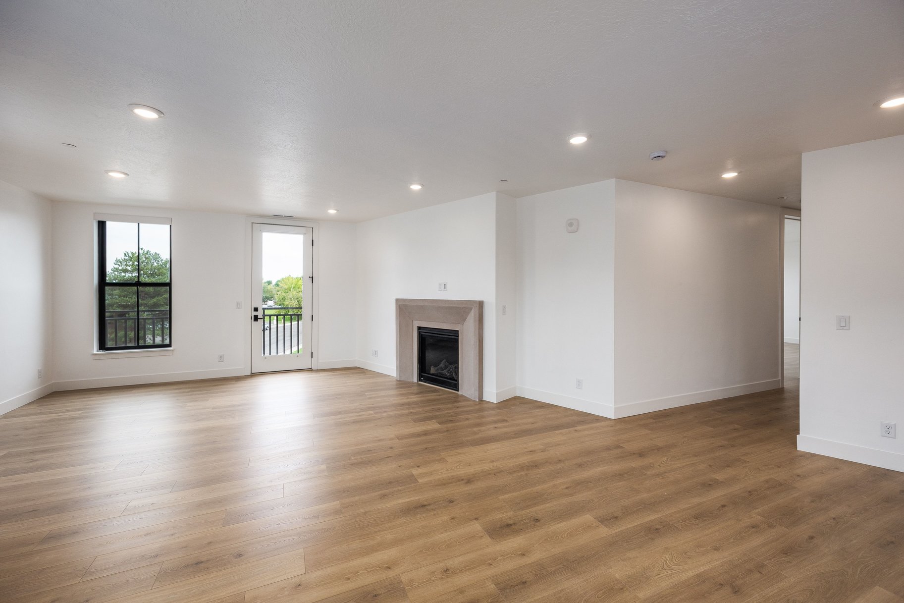  Newly Released Penthouse-Style Living in The Heart of Holladay Village - 物件實景
