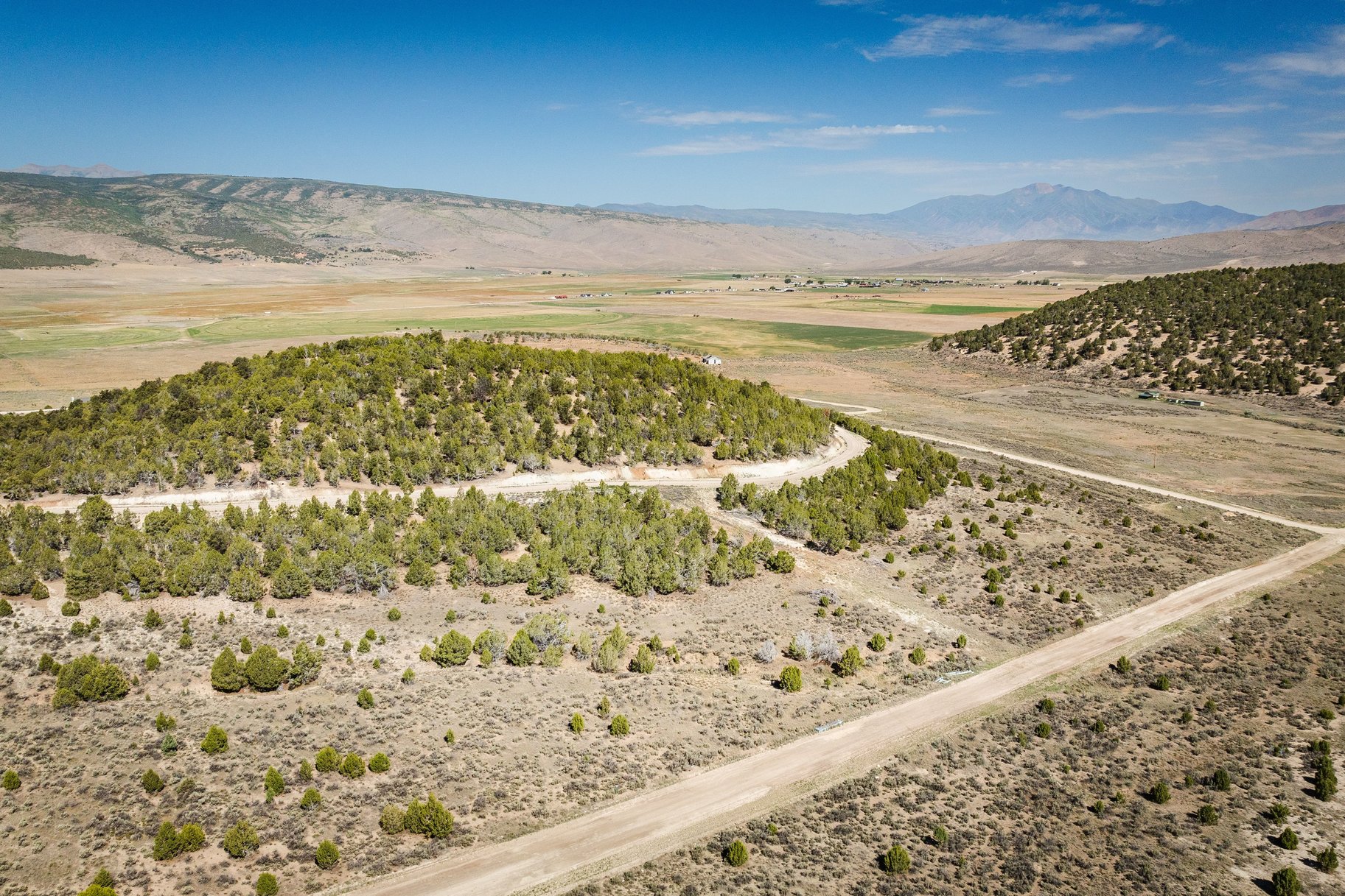  Mountain Living  STR Approved  1.01 Acres - 物件實景