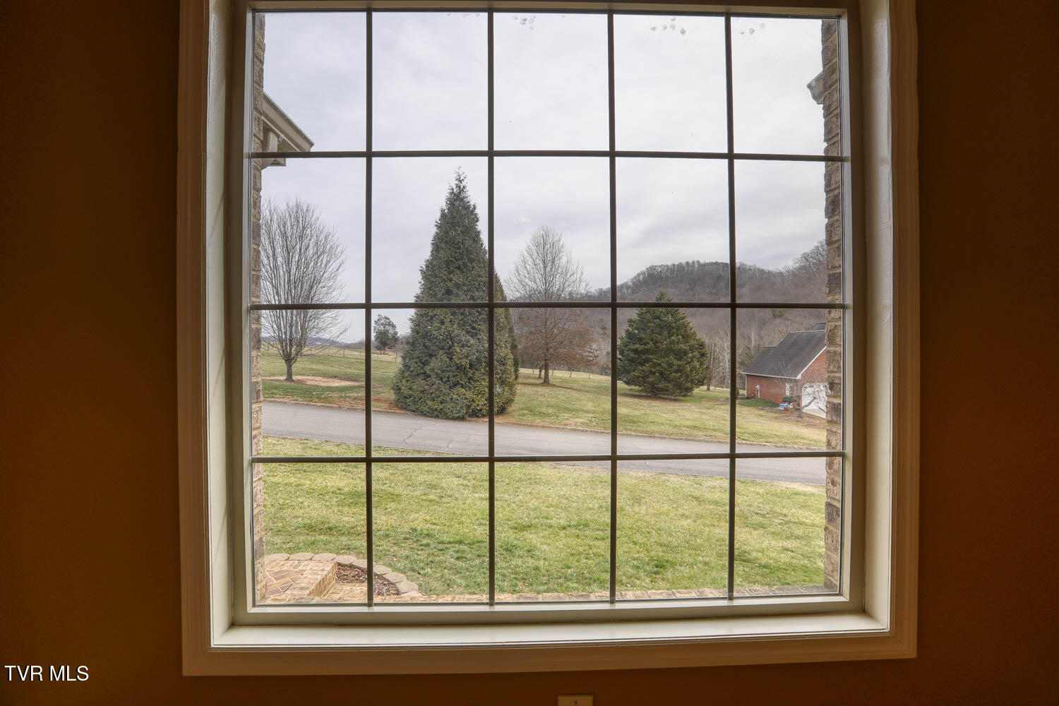 Rogersville, Tennessee, 37857, United States, 4 Bedrooms Bedrooms, ,4 BathroomsBathrooms,Residential,For Sale,1977931