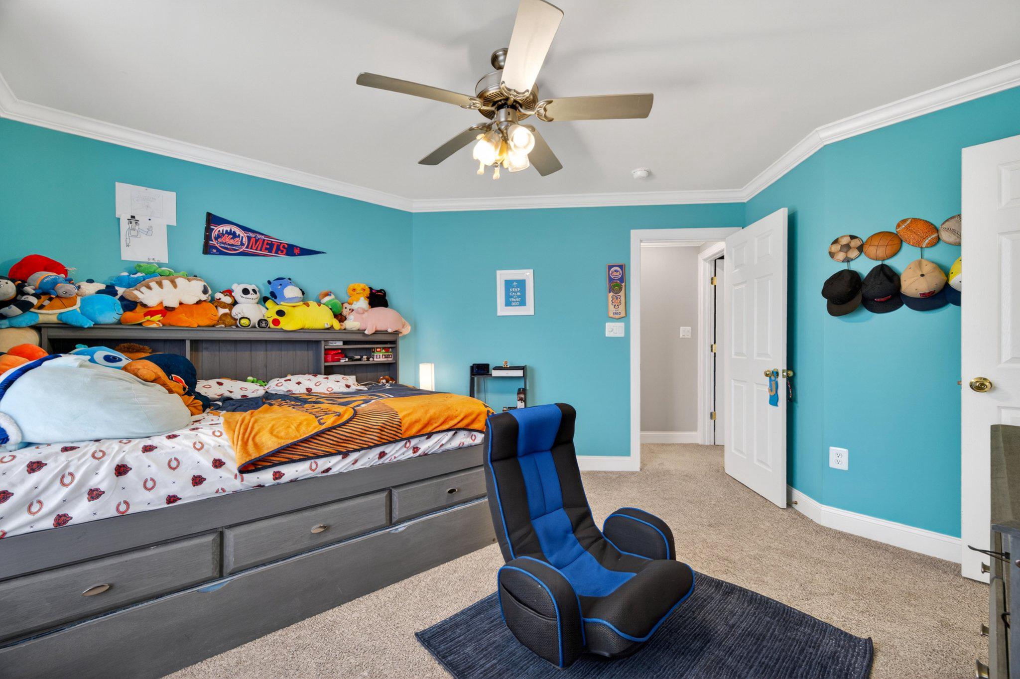 Middletown, Virginia, 22645, United States, 6 Bedrooms Bedrooms, ,6 BathroomsBathrooms,Residential,For Sale,2044764